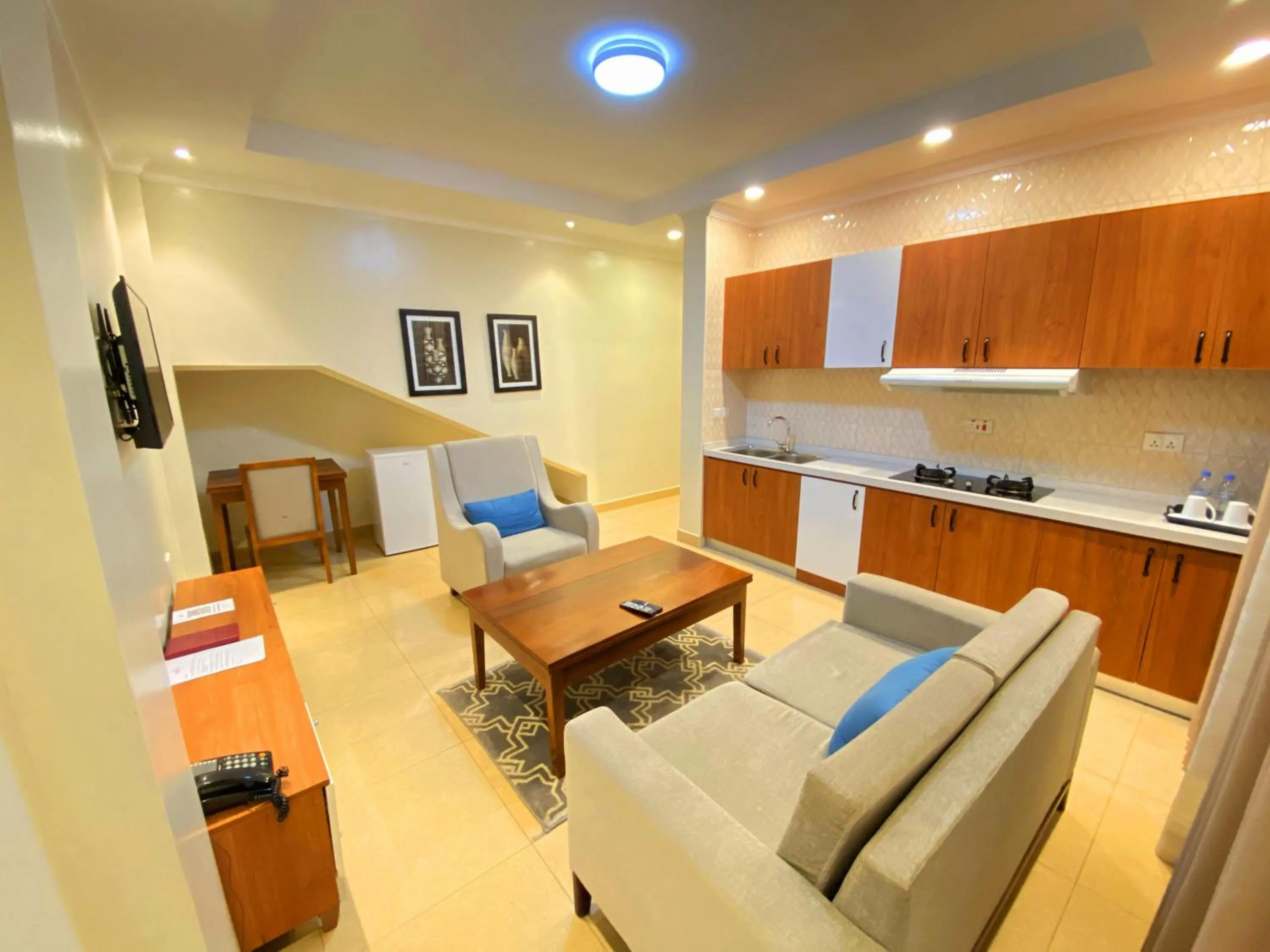 Living room in Urban Park Suites Hotel