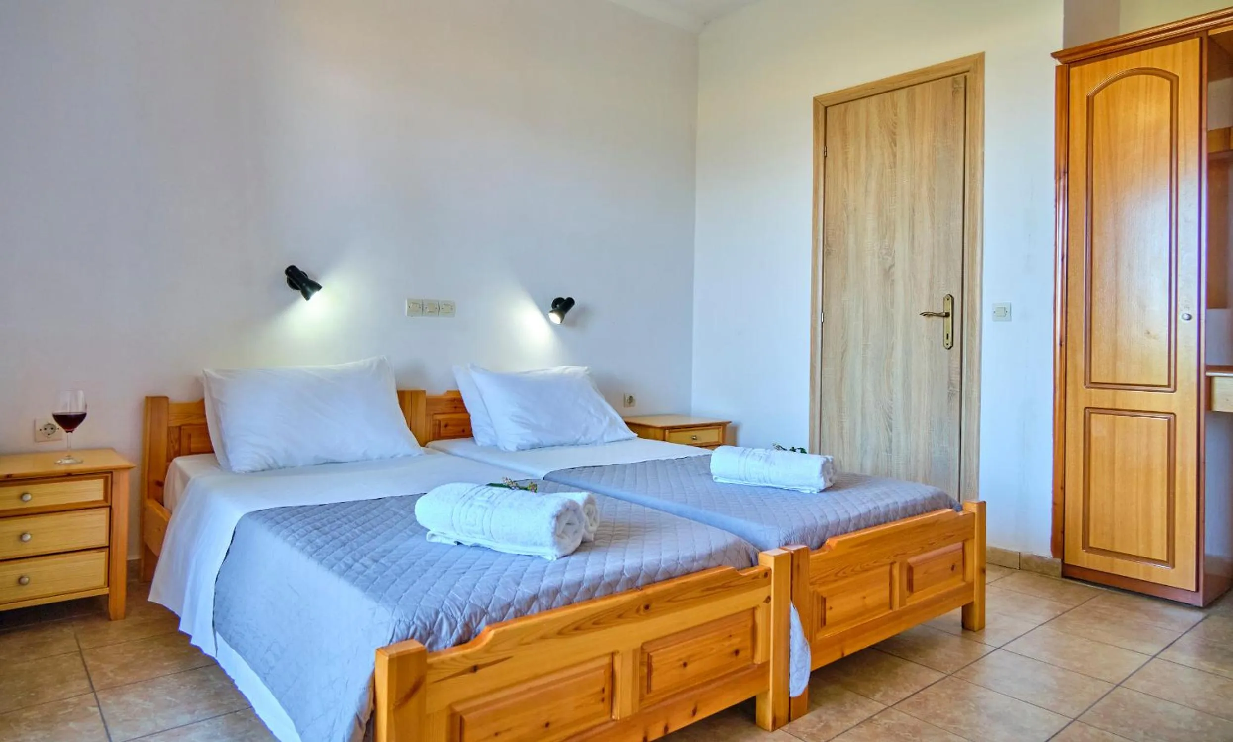 Bed in Nikos Kalamaki Corfu