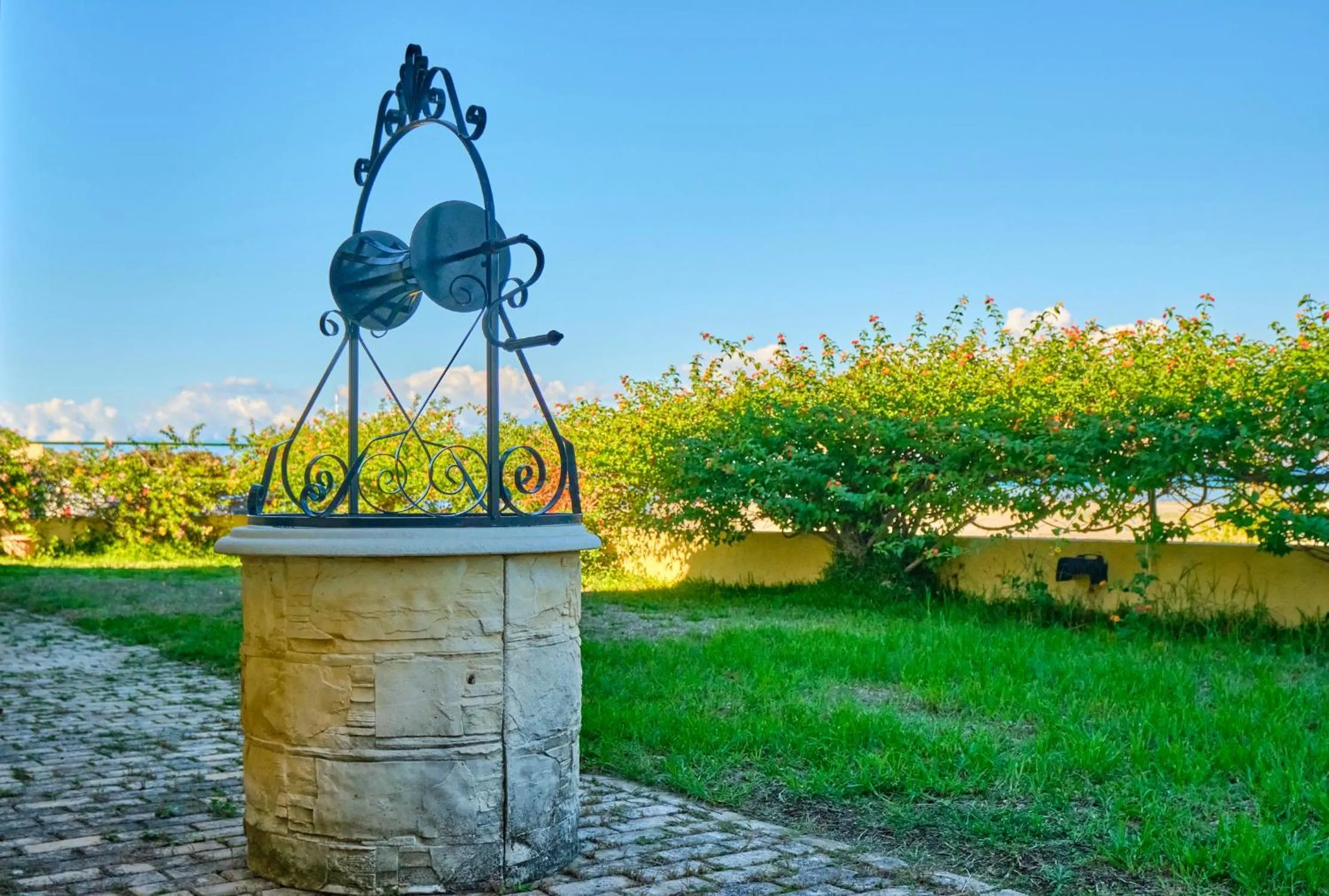 Garden in Nikos Kalamaki Corfu