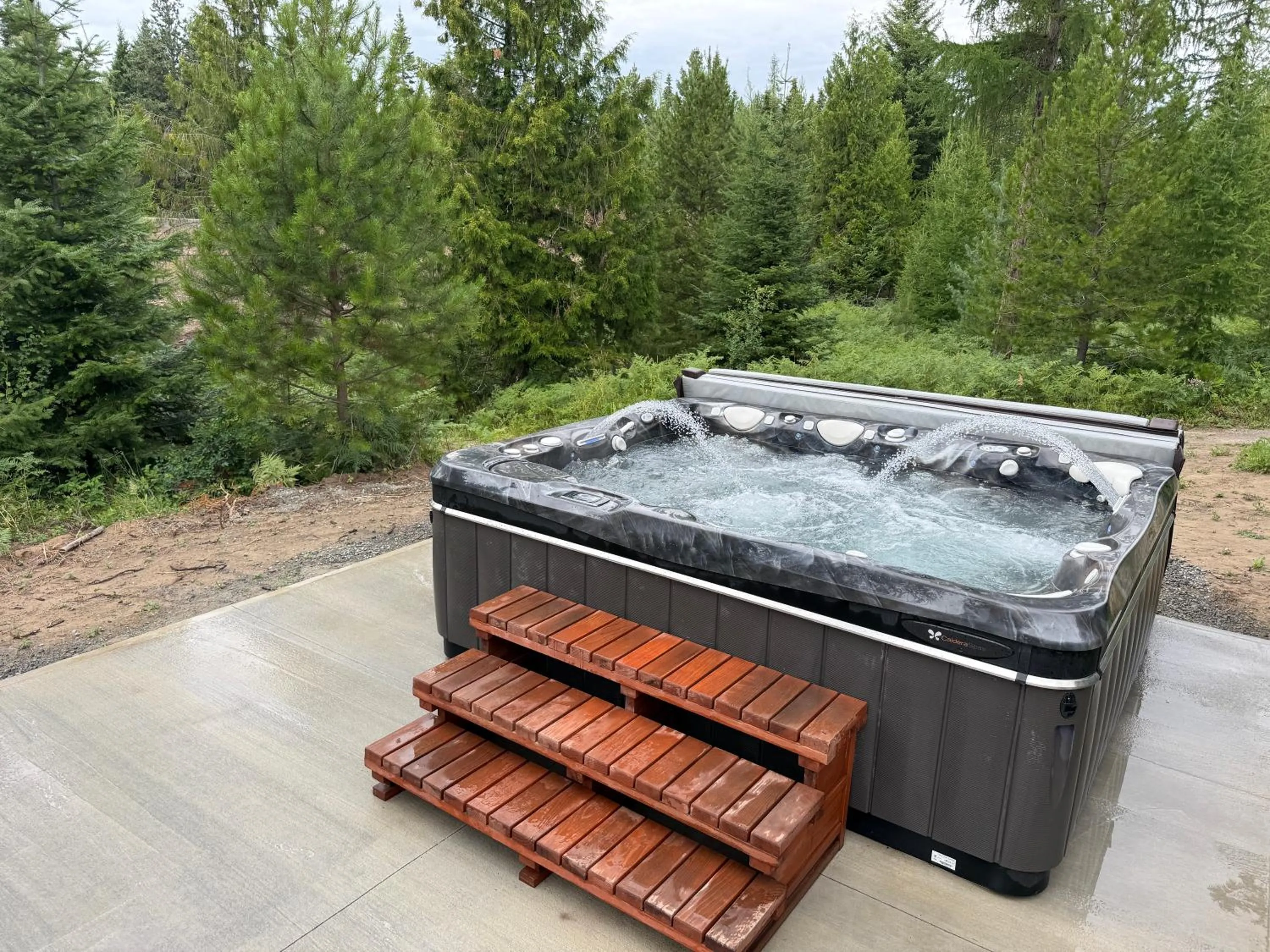Hot Tub in North Haven Campground