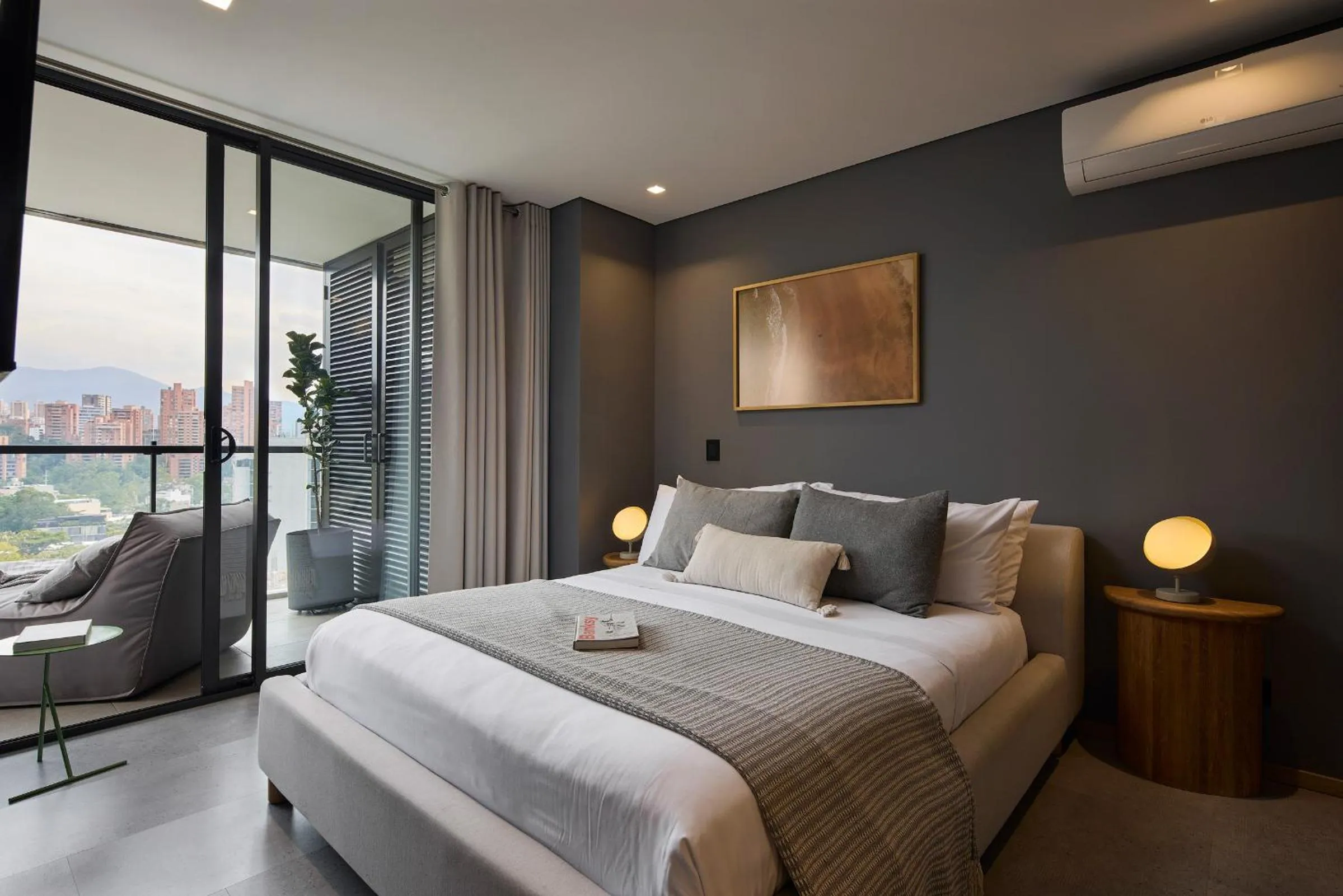 Living room, Bed in Wake Living