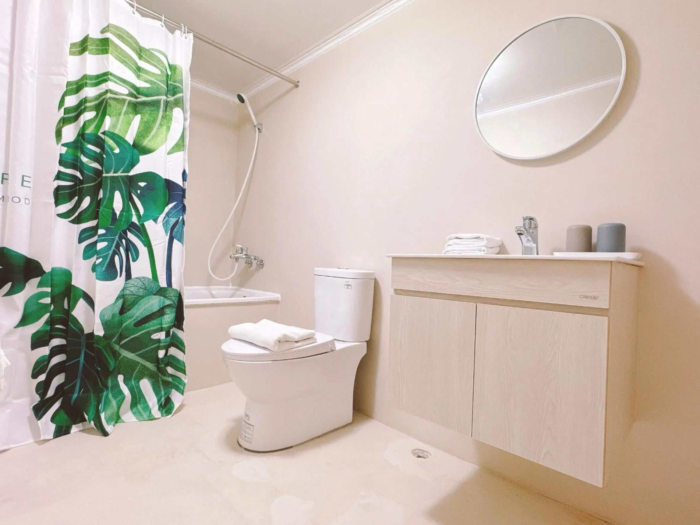 Bathroom in Meworld Hotel-Sanchong