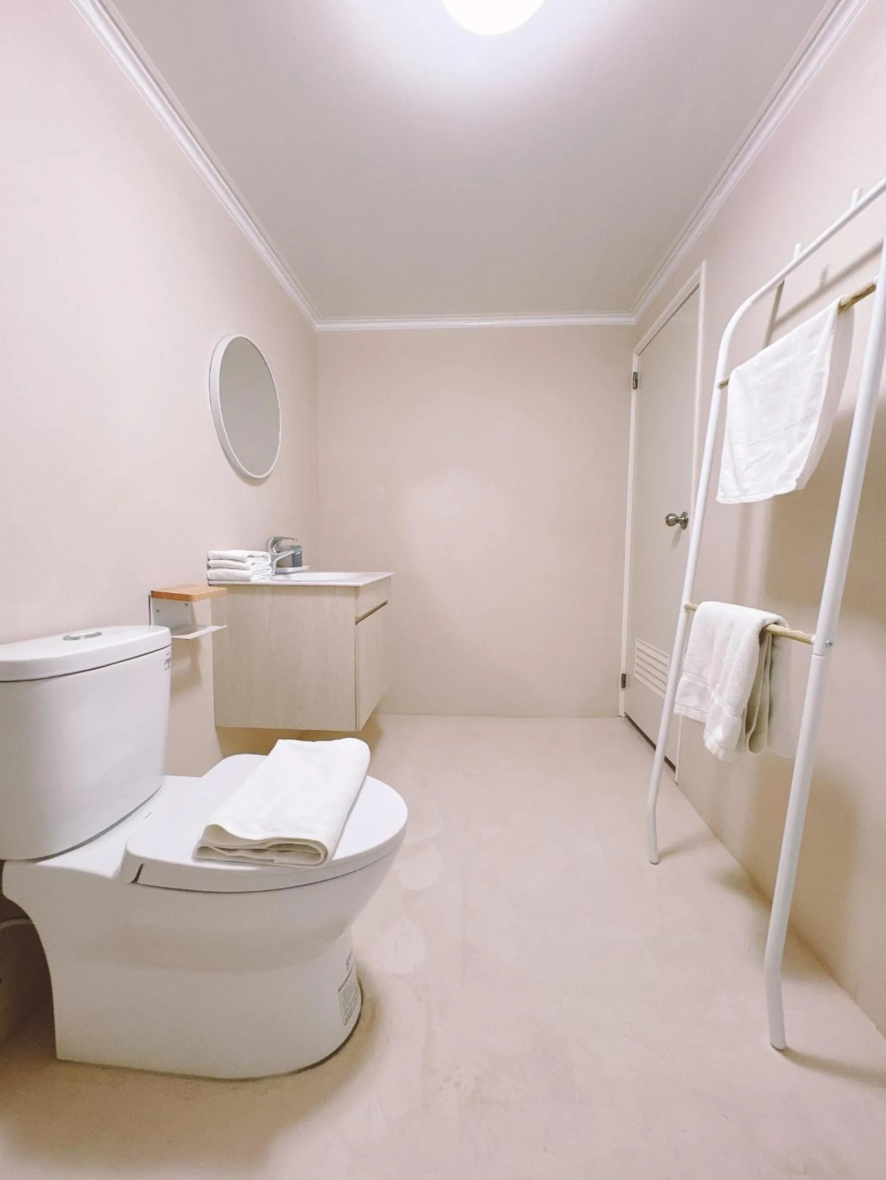 Bathroom in Meworld Hotel-Sanchong