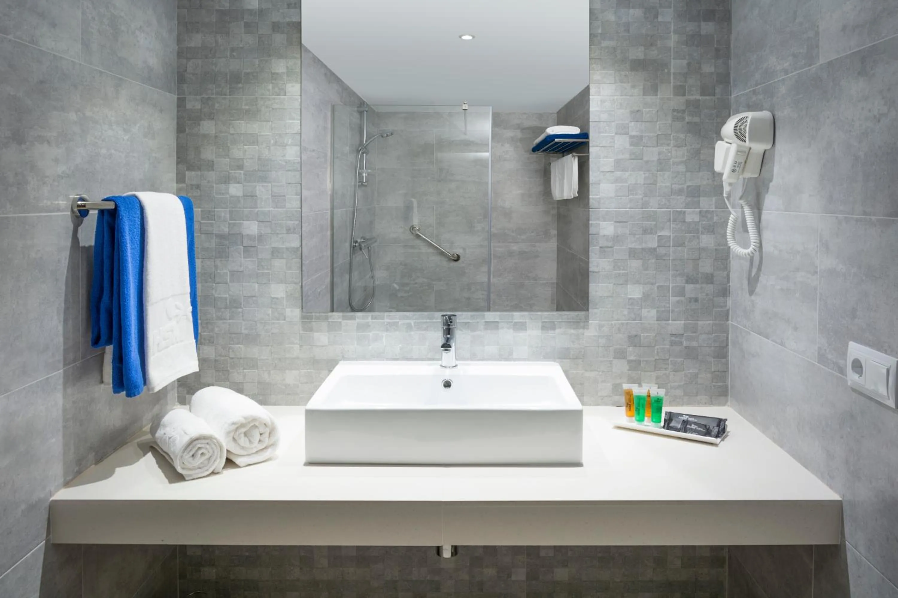 Bathroom in HSM Sandalo Beach