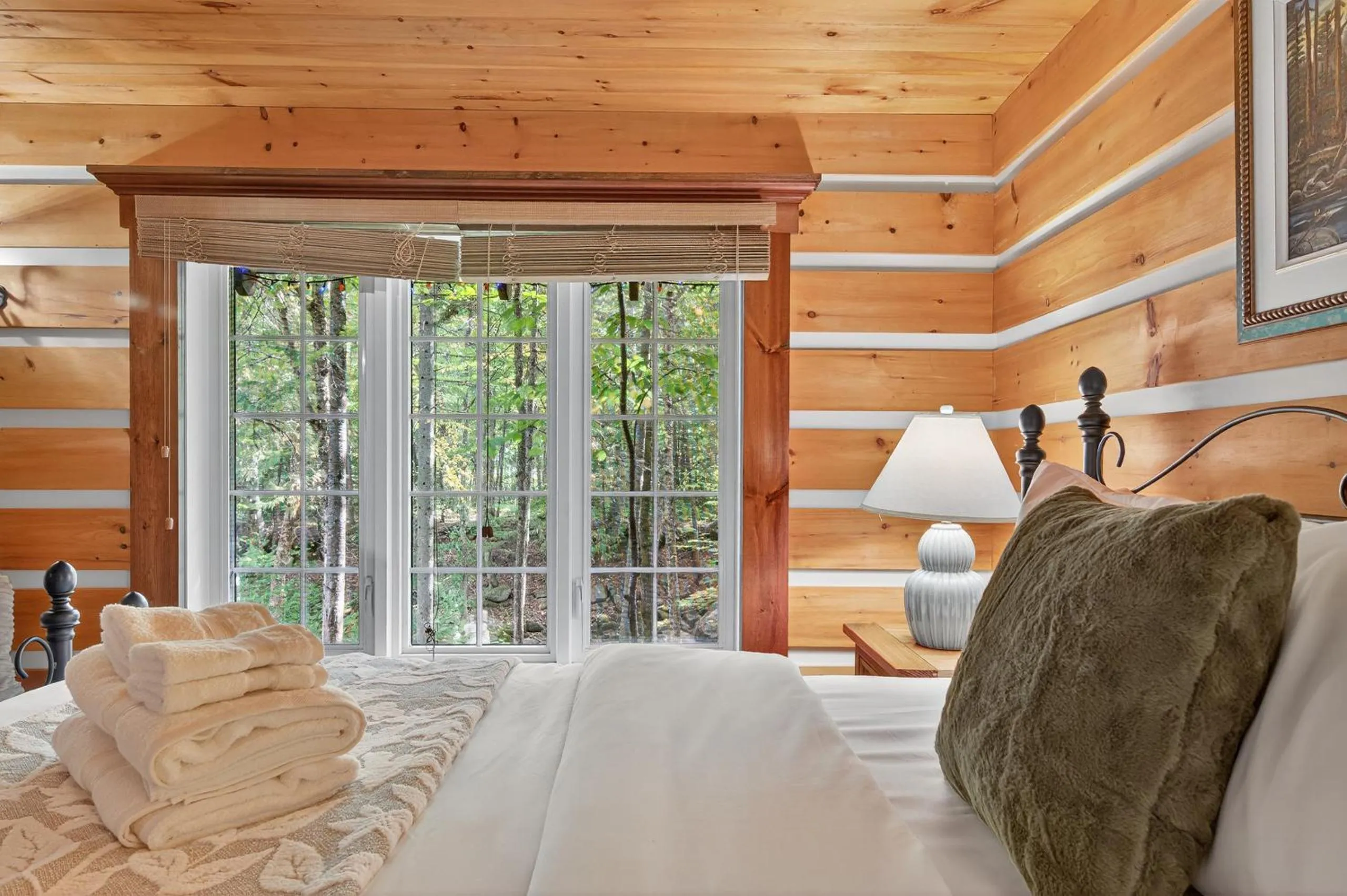 Domaine Rivière Sacacomie Chalets et Bed and Breakfast -Manoir Canergie