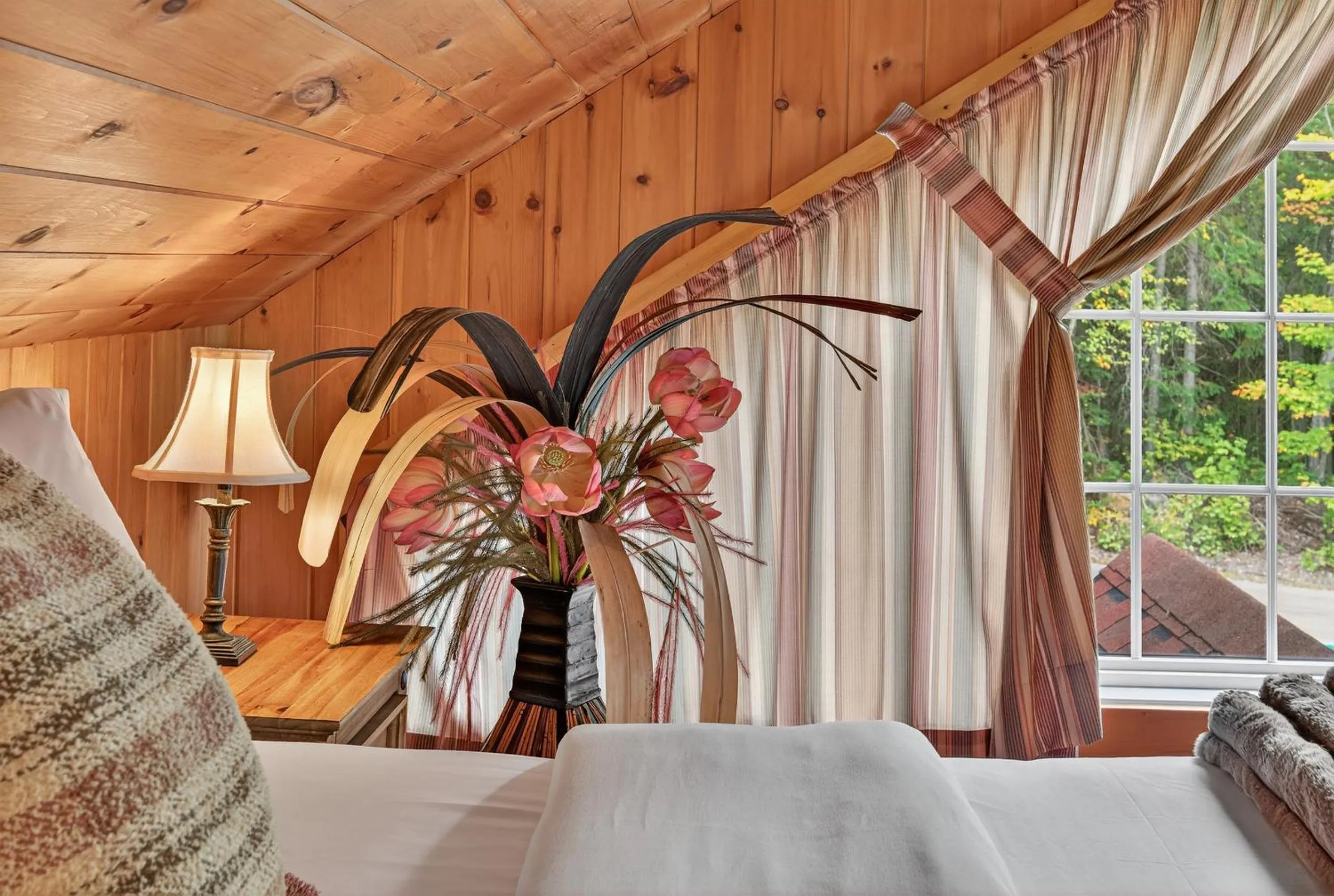 Domaine Rivière Sacacomie Chalets et Bed and Breakfast -Manoir Canergie