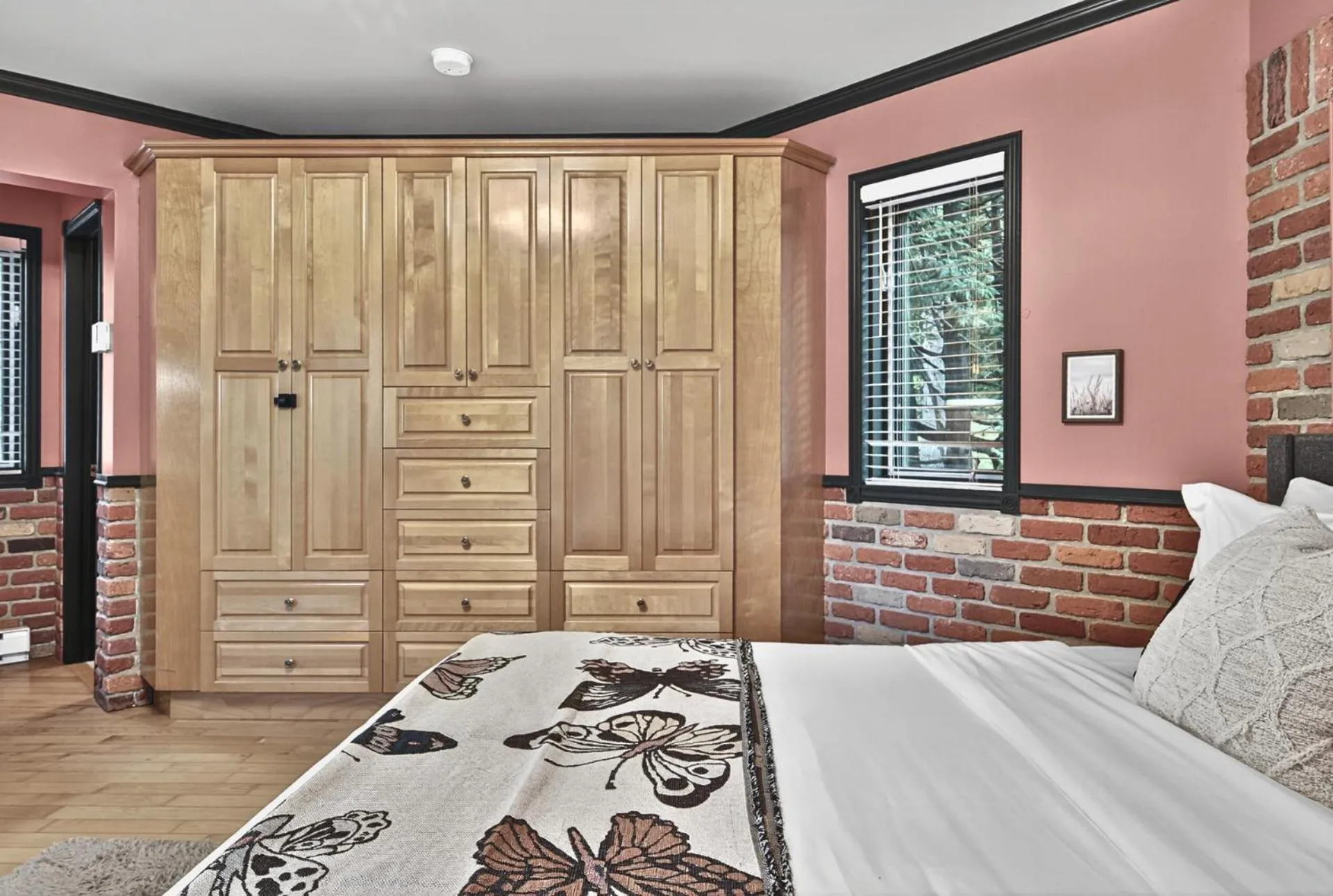 Domaine Rivière Sacacomie Chalets et Bed and Breakfast -Manoir Canergie