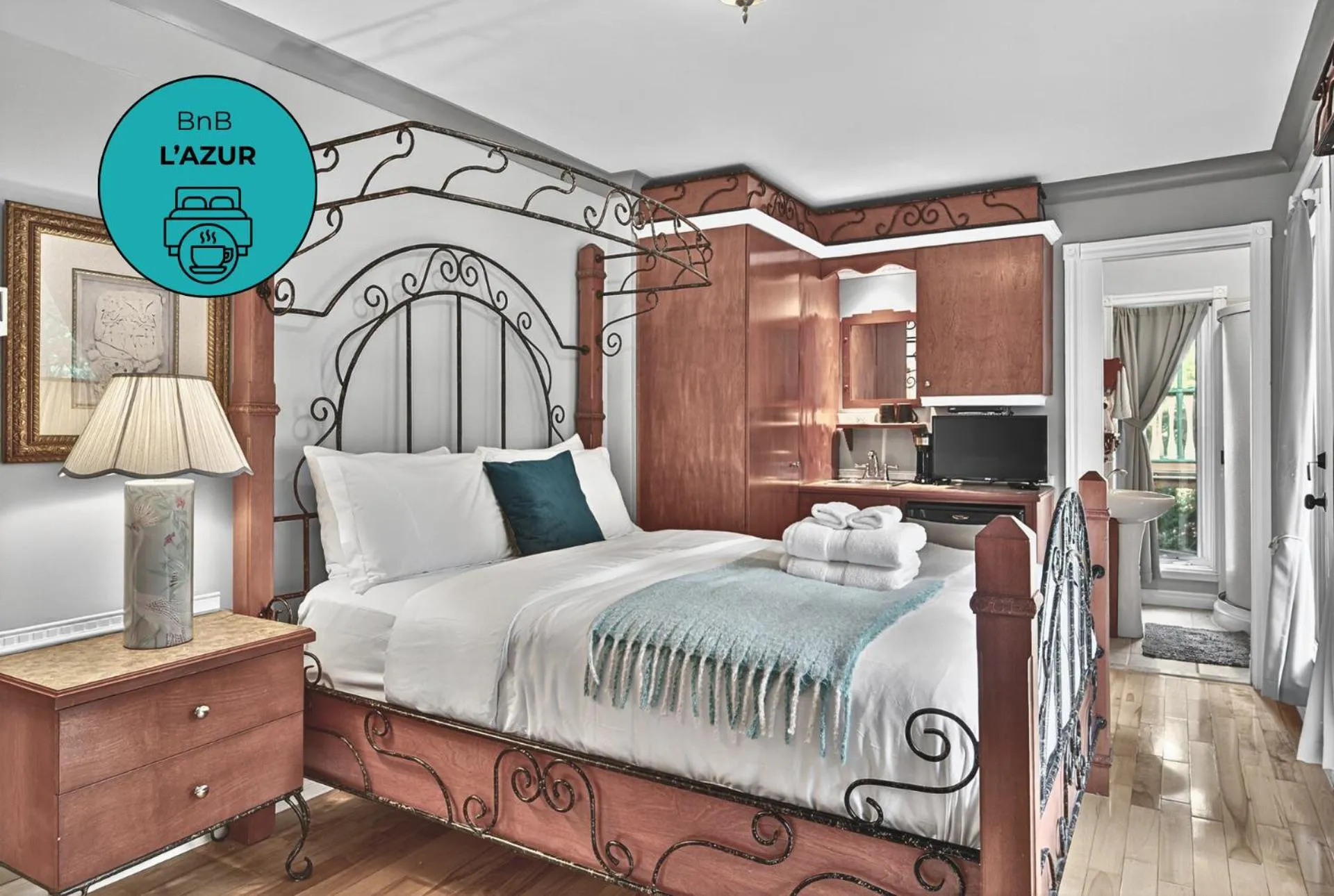 Domaine Rivière Sacacomie Chalets et Bed and Breakfast -Manoir Canergie