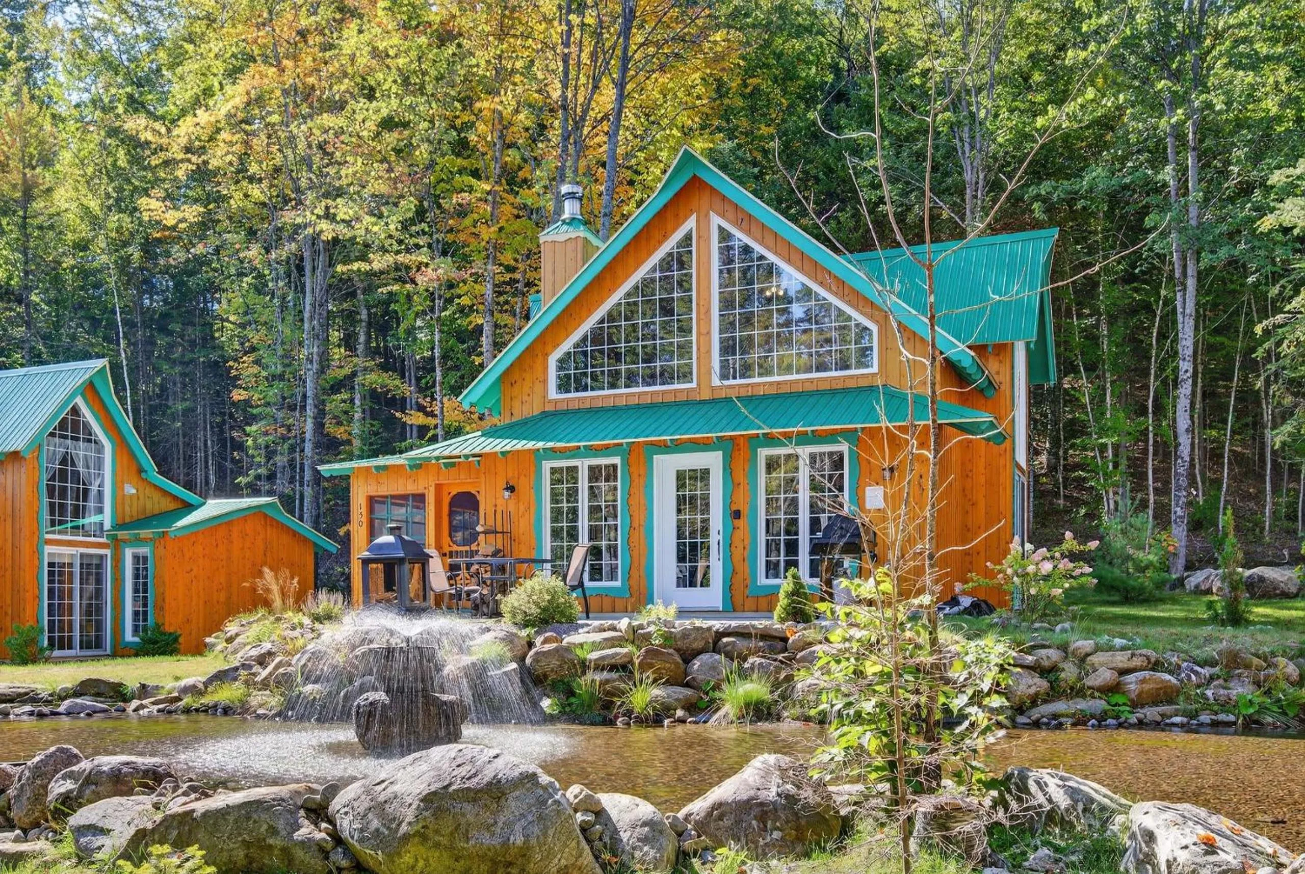 Domaine Rivière Sacacomie Chalets et Bed and Breakfast -Manoir Canergie