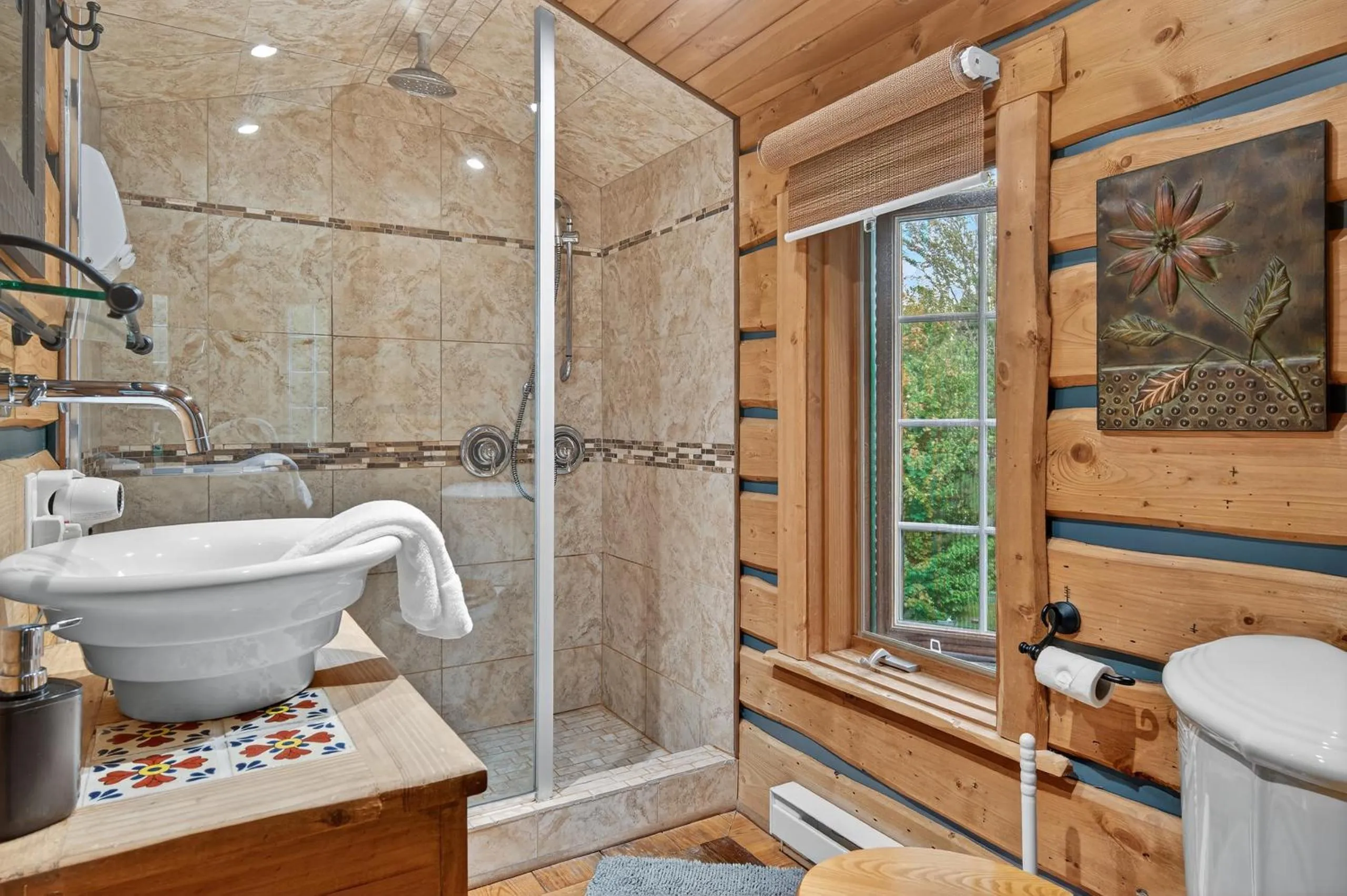 Property building in Domaine Rivière Sacacomie Chalets et Bed and Breakfast -Manoir Canergie