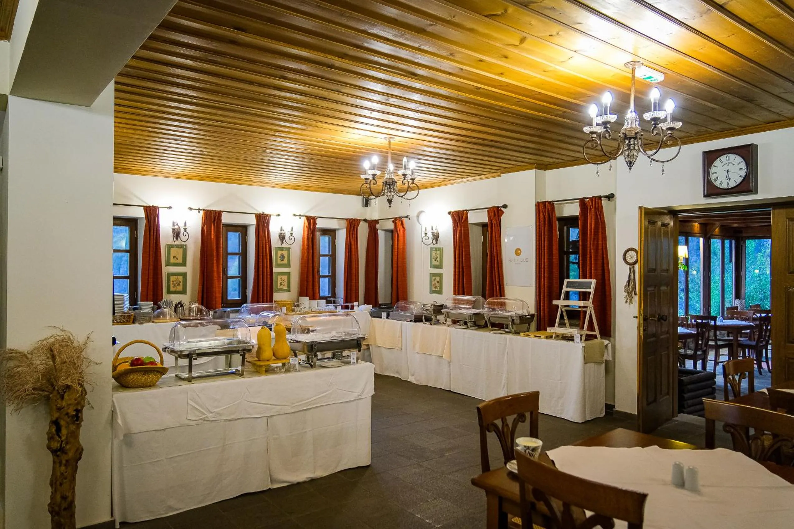 Buffet breakfast in Kipi Mountain Resort