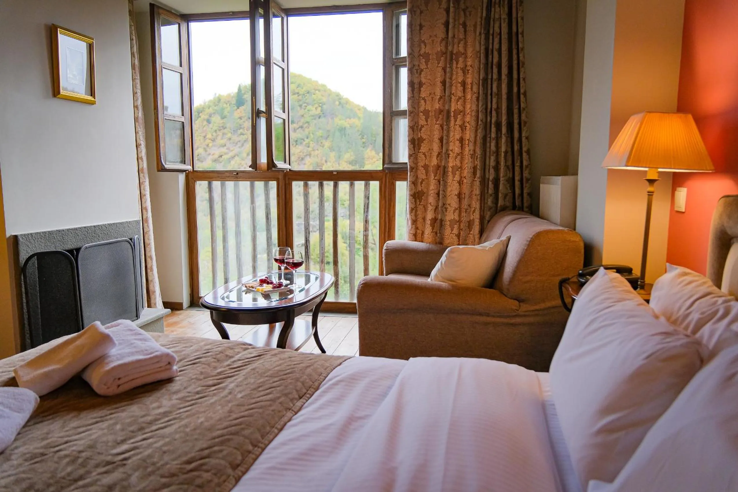 Photo of the whole room, Bed in Kipi Mountain Resort