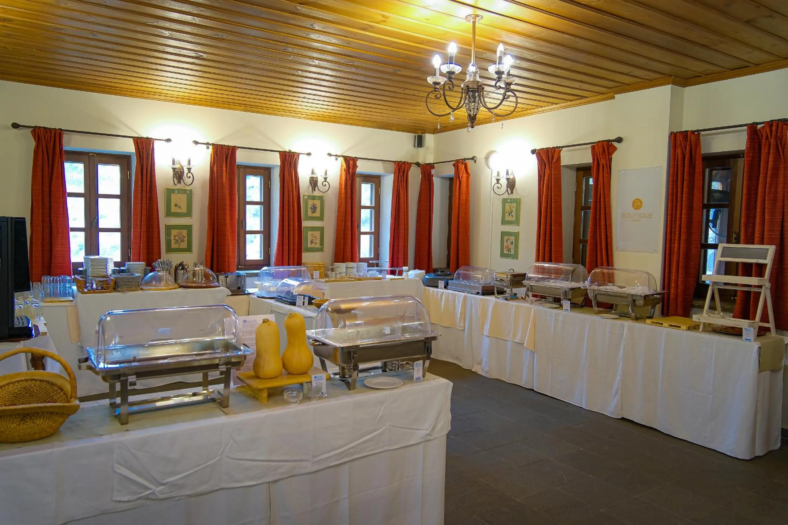 Restaurant/places to eat in Kipi Mountain Resort