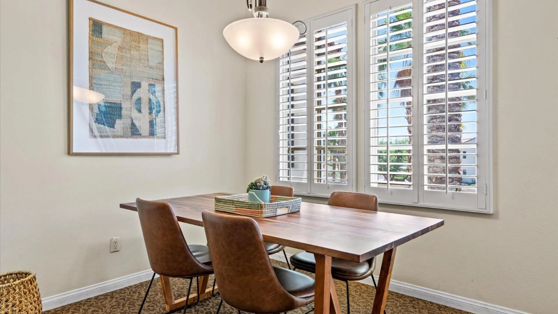 LV105 Upstairs 1 Bedroom Overlooking the Pool