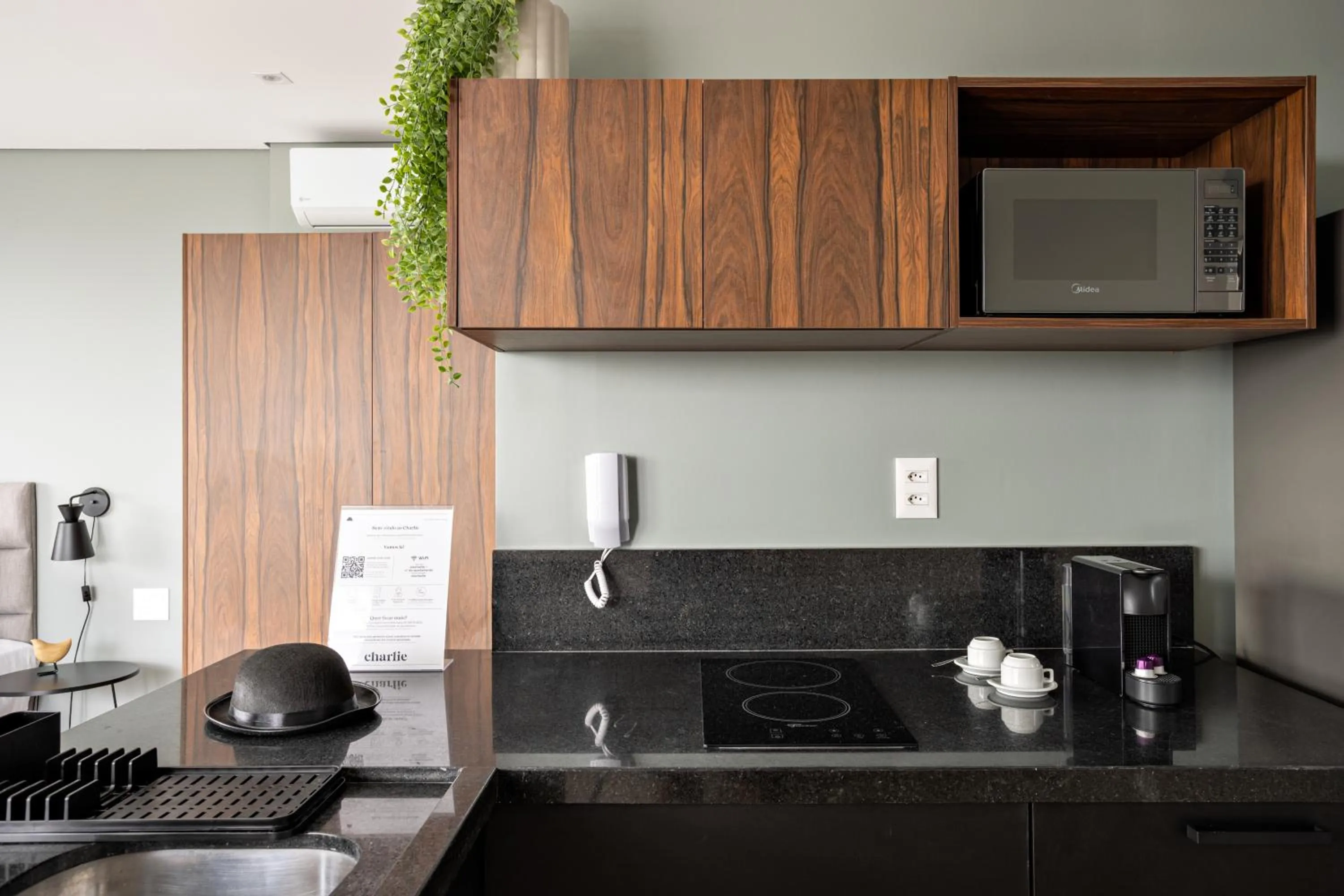 Day in Charlie Jockey Pinheiros