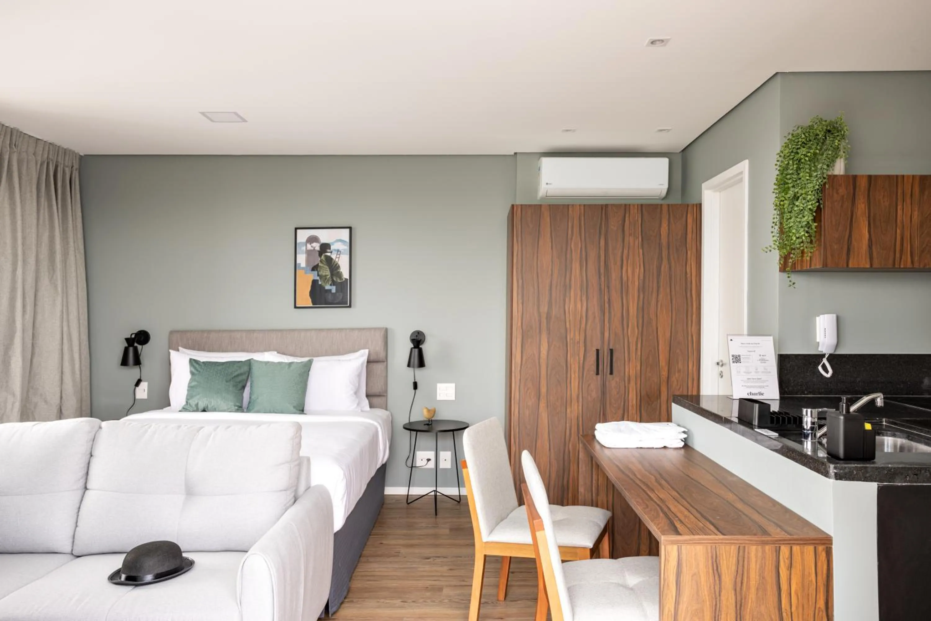 Bed in Charlie Jockey Pinheiros