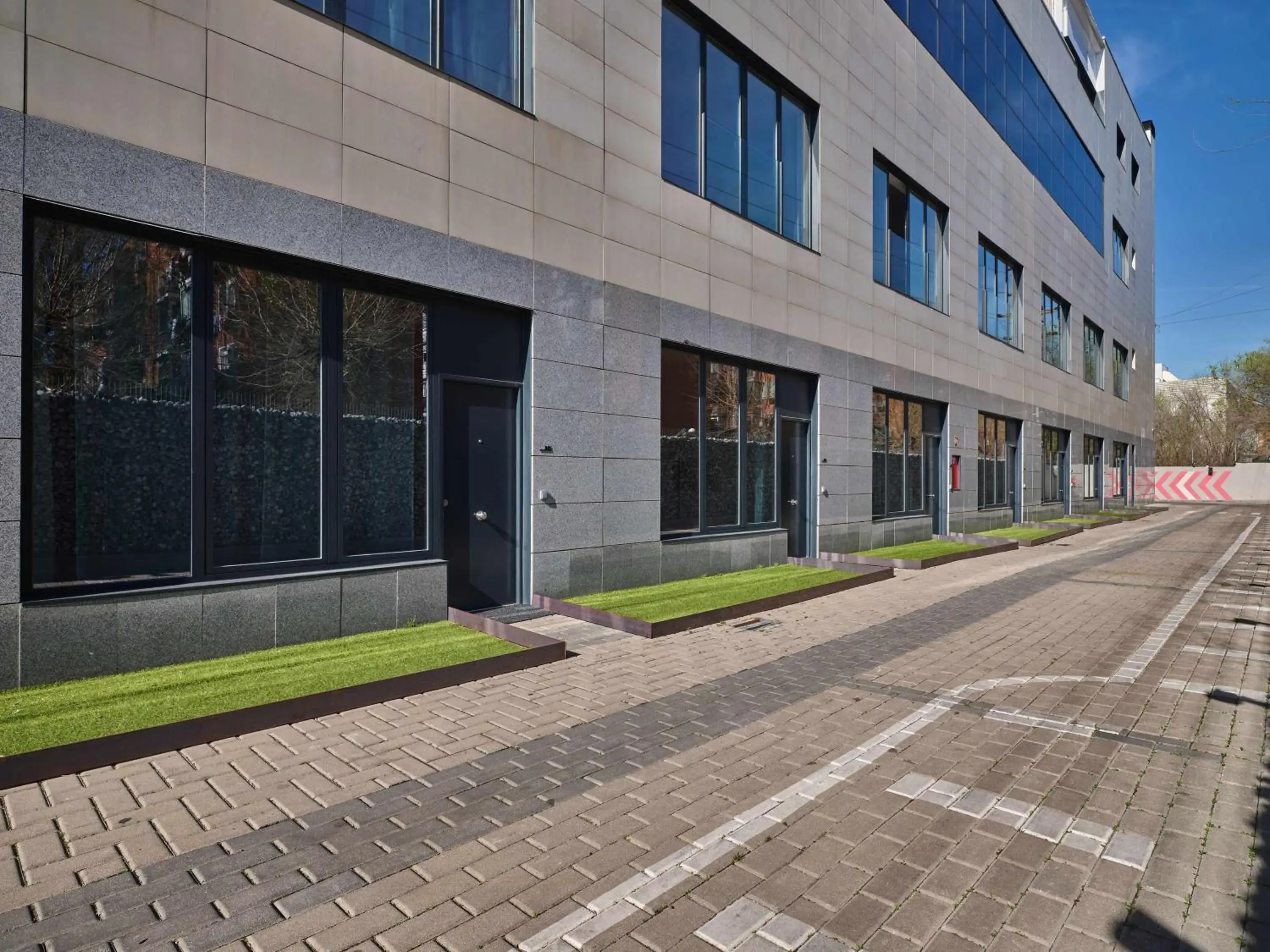 Facade/entrance in Paseo Suites Hotel Facade/entrance in Paseo Suites Hotel