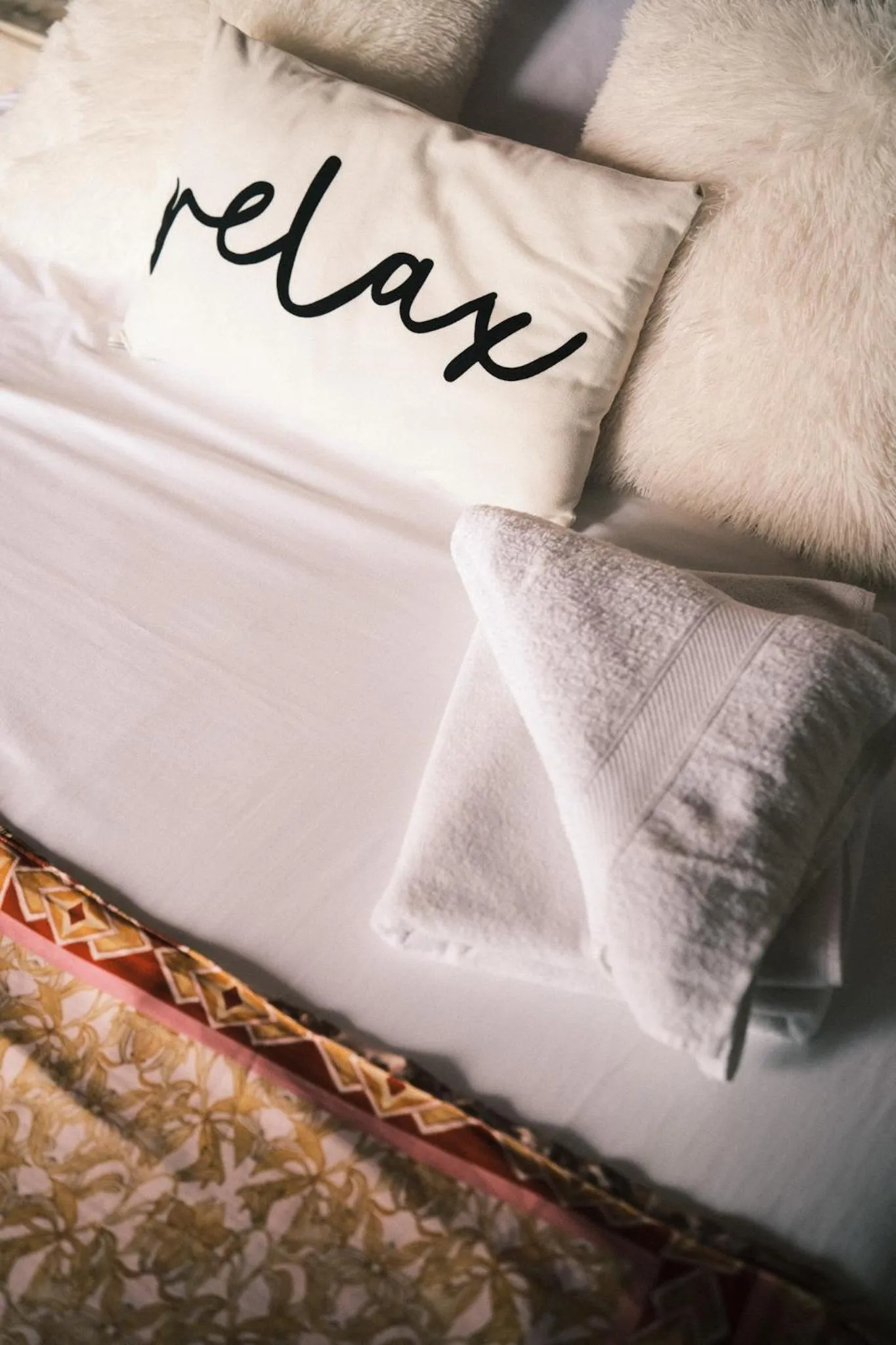 Bed in Cristal Blue Barú