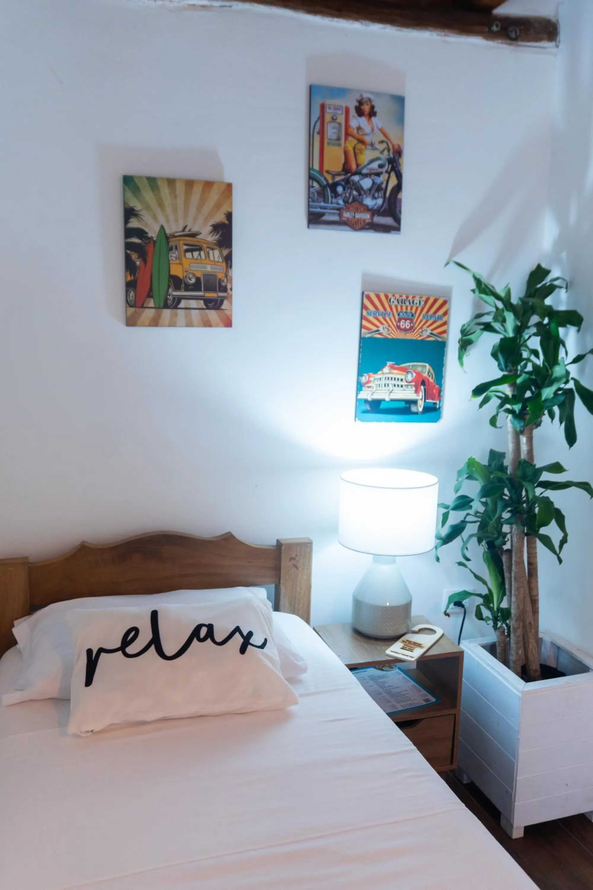 Bed in Cristal Blue Barú