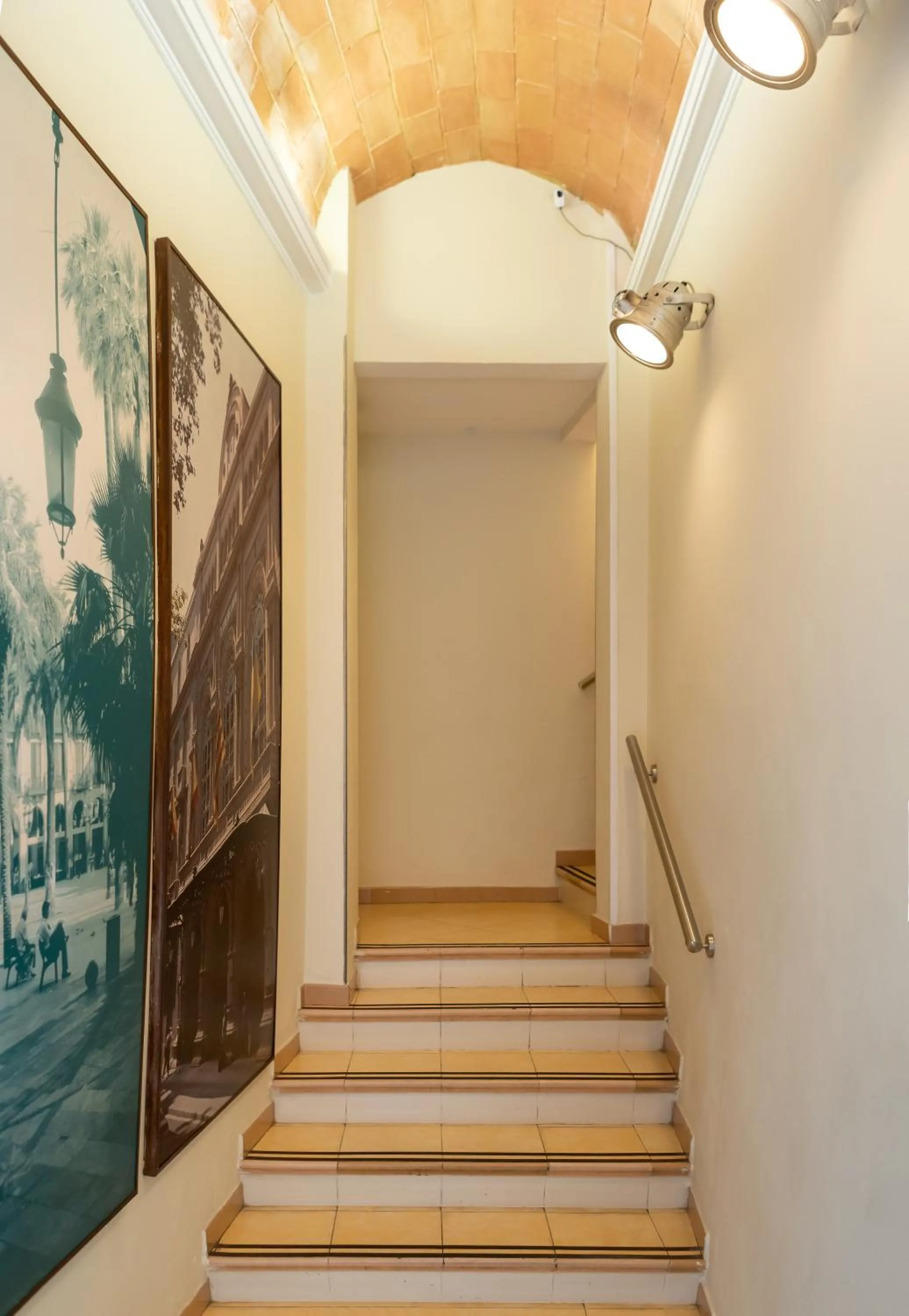 Facade/entrance in Hostal Marenostrum