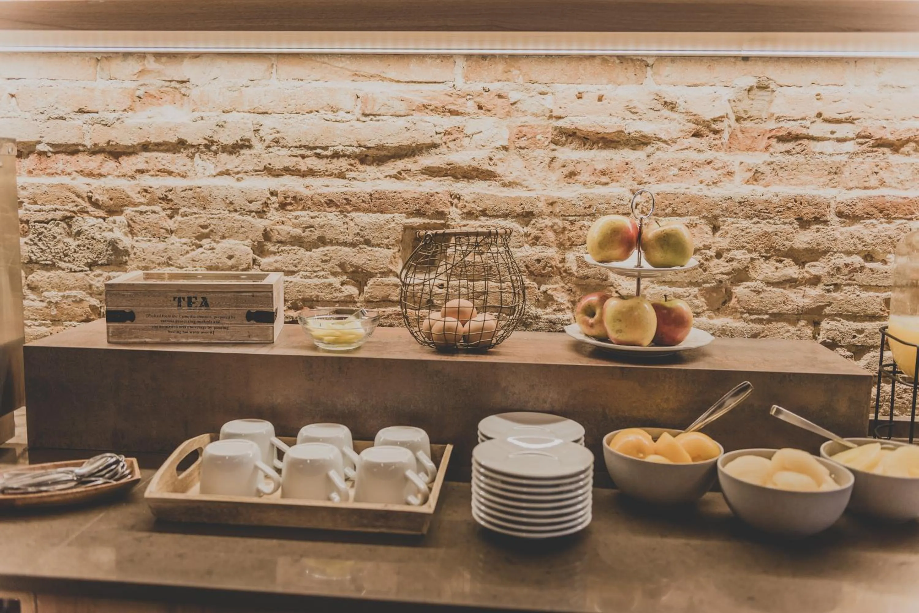 Restaurant/places to eat in Hostal Marenostrum