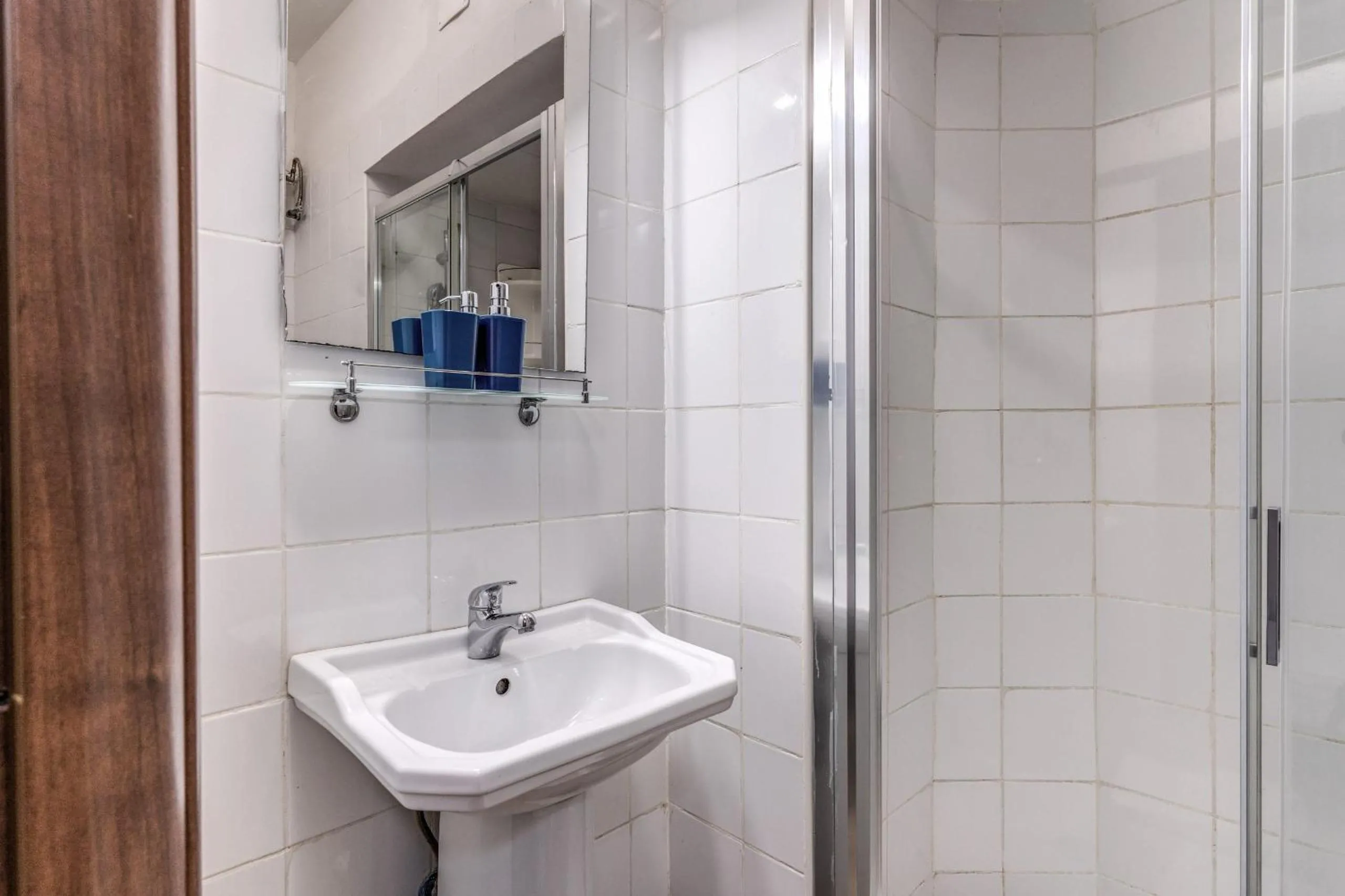 Shower in Hotel principe
