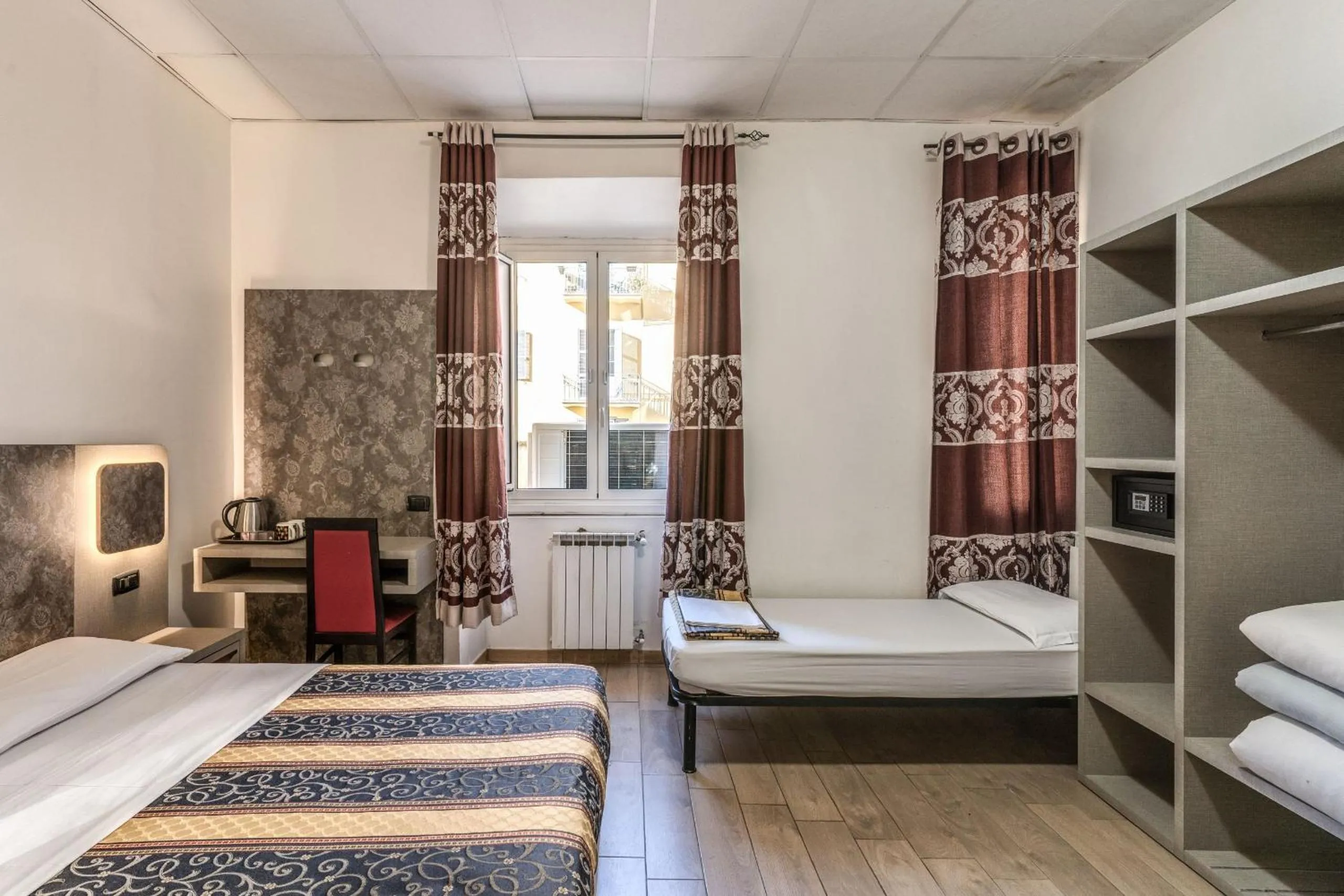 Bedroom, Bed in Hotel principe