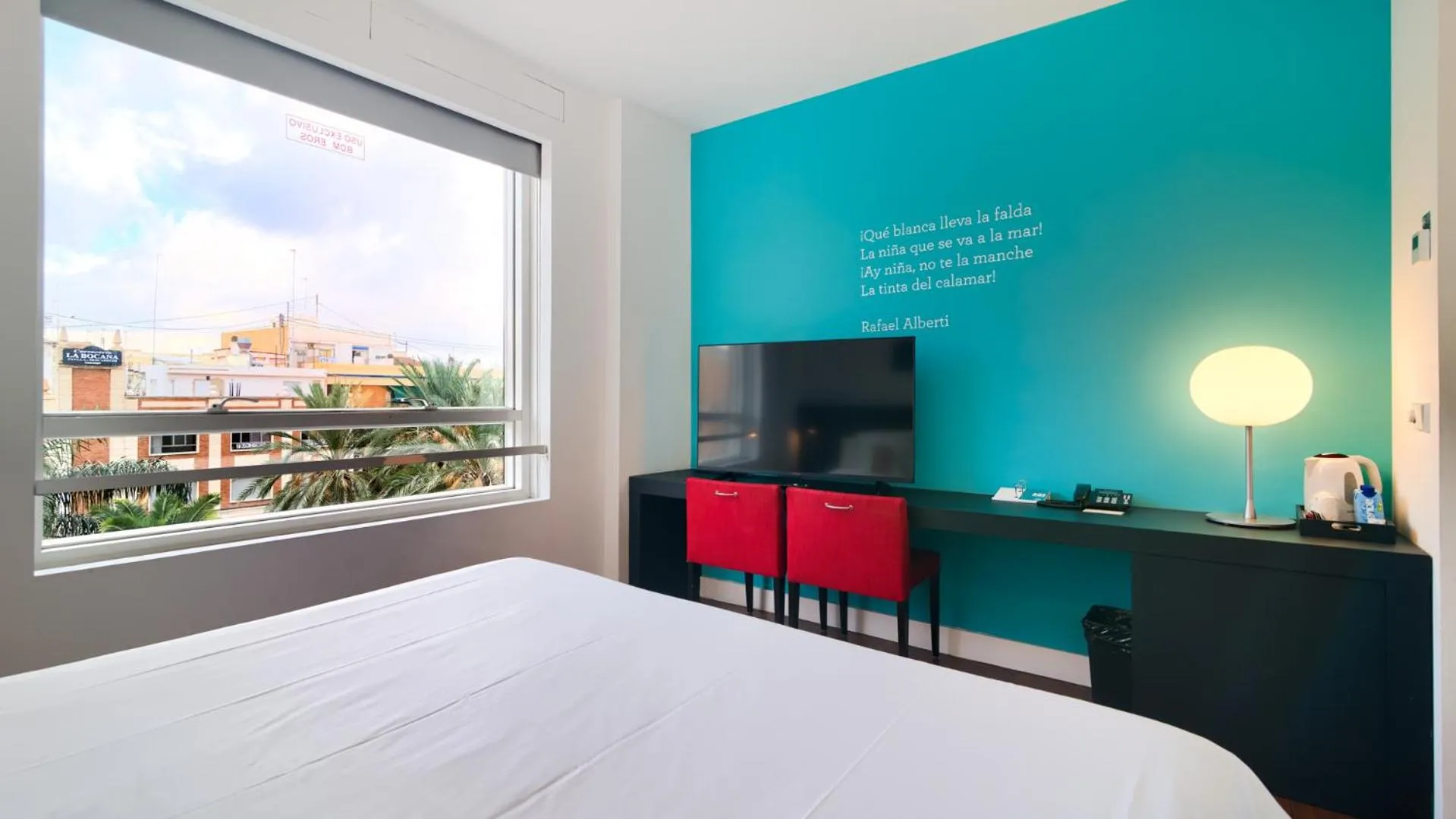 TV and multimedia, Bed in Sea You Hotel Port Valencia