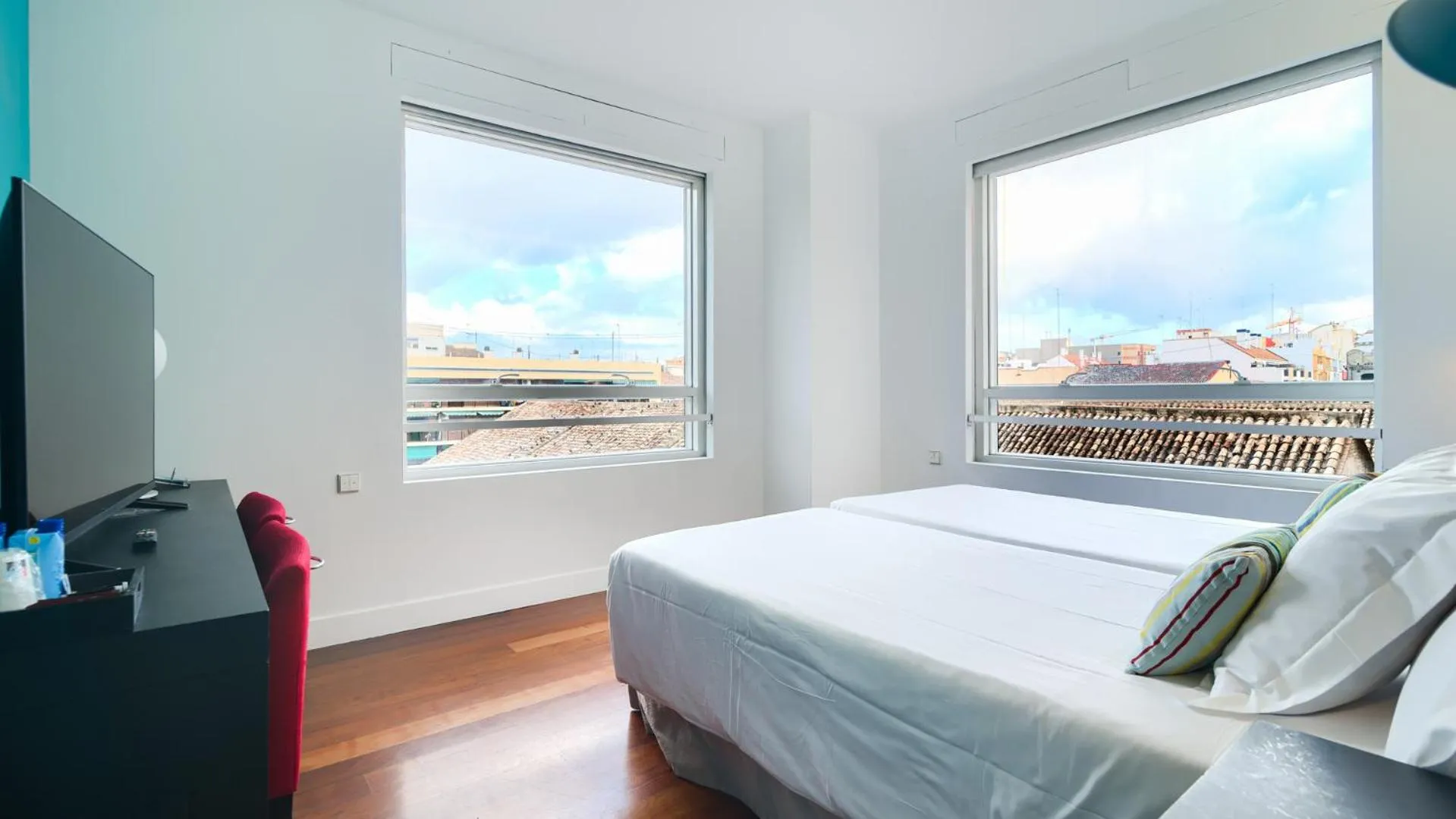 Bed in Sea You Hotel Port Valencia