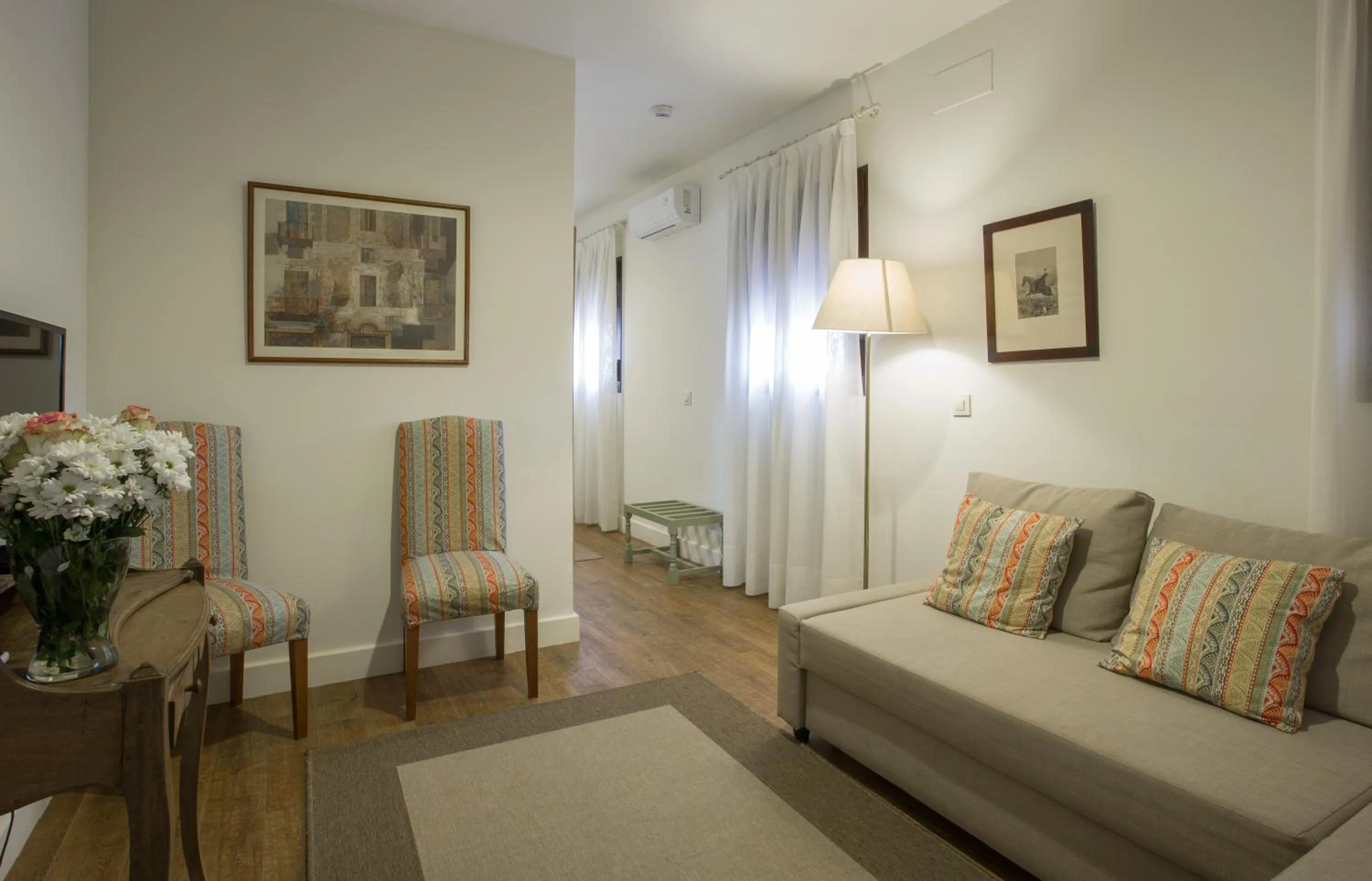 Seating area in Hotel Alcántara