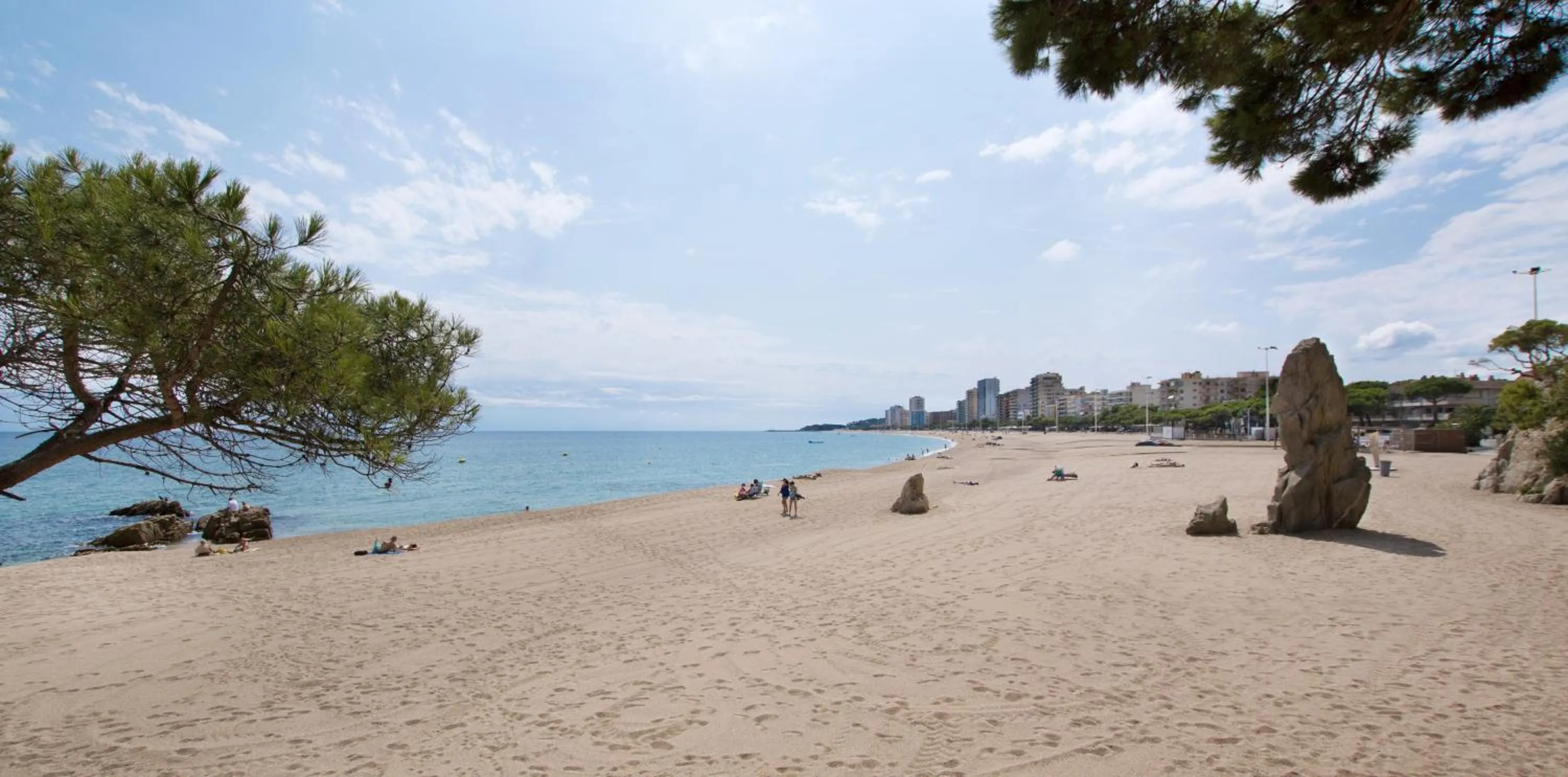 Beach in Medplaya Hotel Monterrey