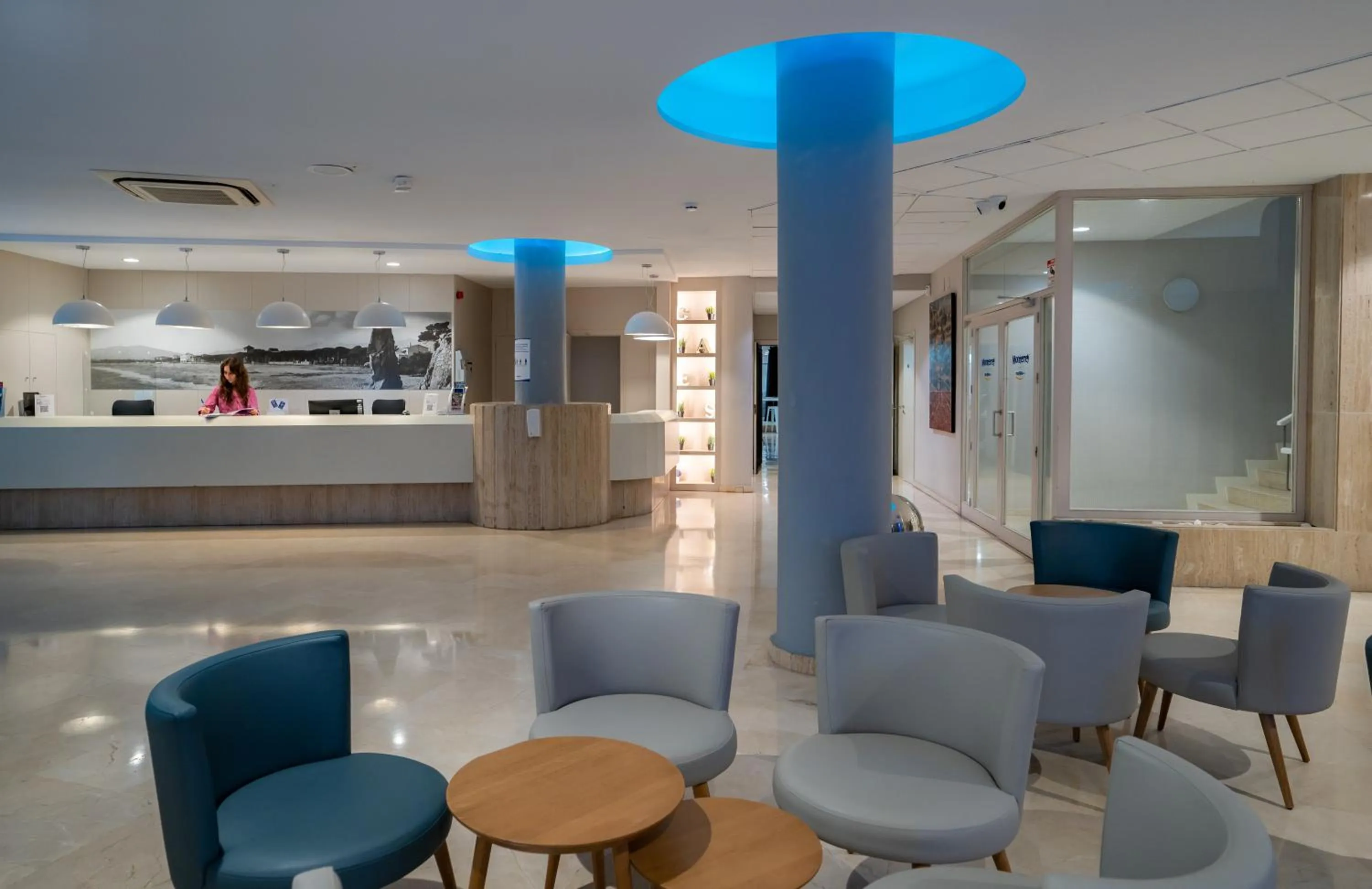 Lobby or reception in Medplaya Hotel Monterrey