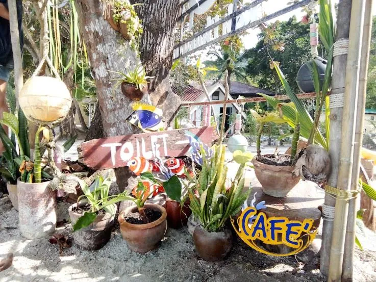 Garden in Thong Nai Pan Beach Resort