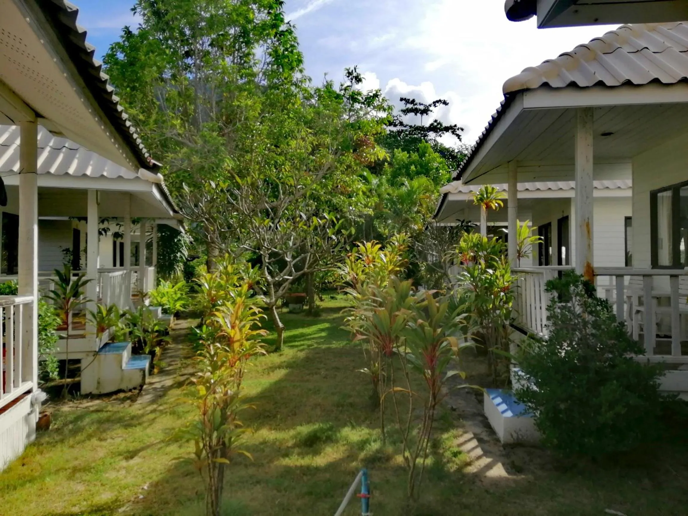 Property building in Thong Nai Pan Beach Resort