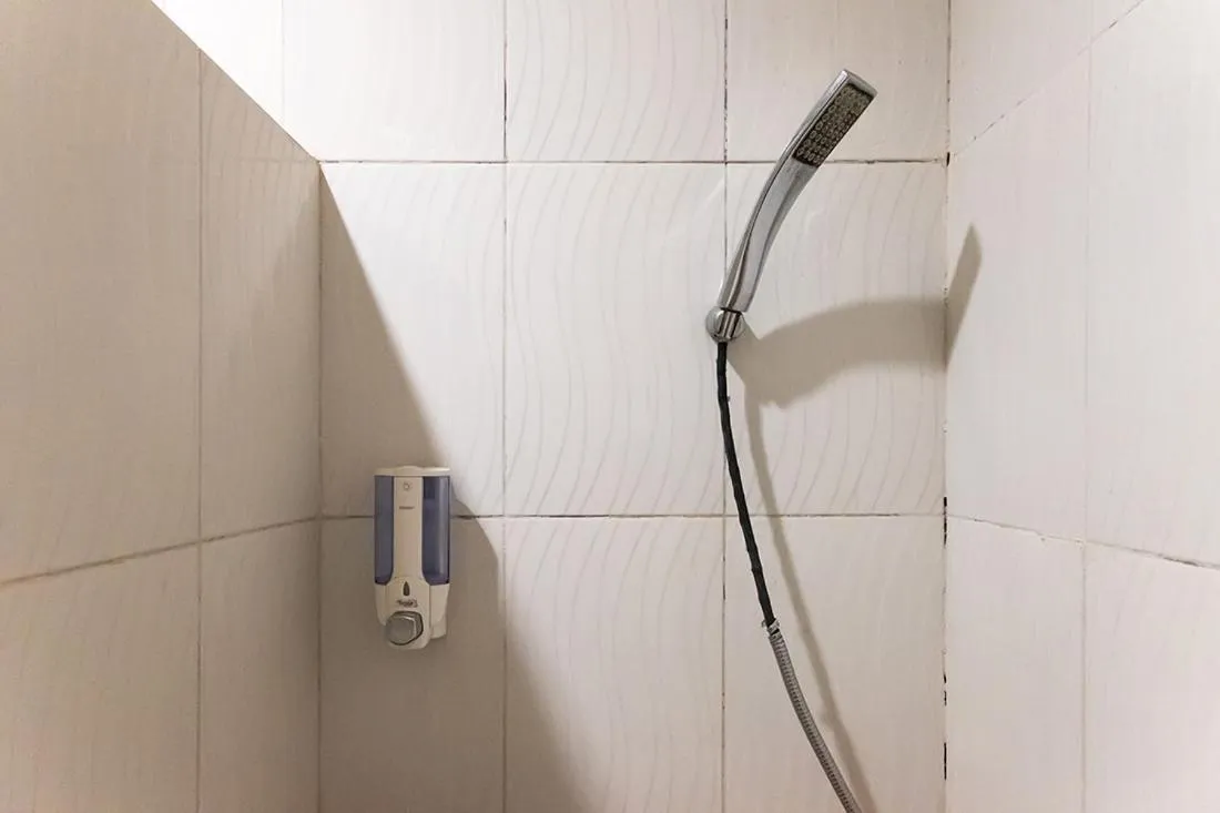 TwoSpaces Living at Toedjoeh Enam Homestay, Surabaya