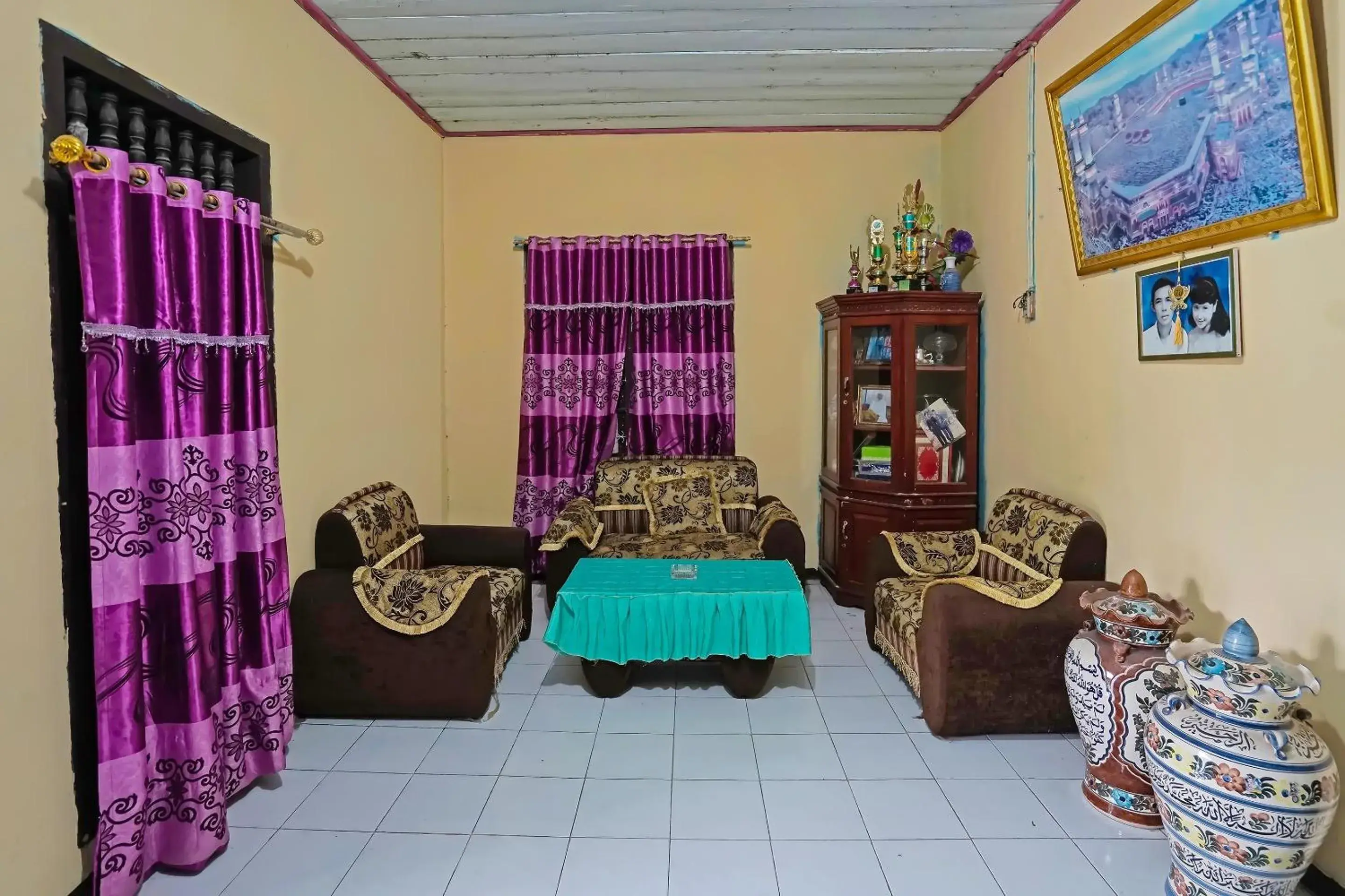 Lobby or reception in Hotel O Arfan HouseNearDanau Ranau Lobby or reception in Hotel O Arfan HouseNearDanau Ranau