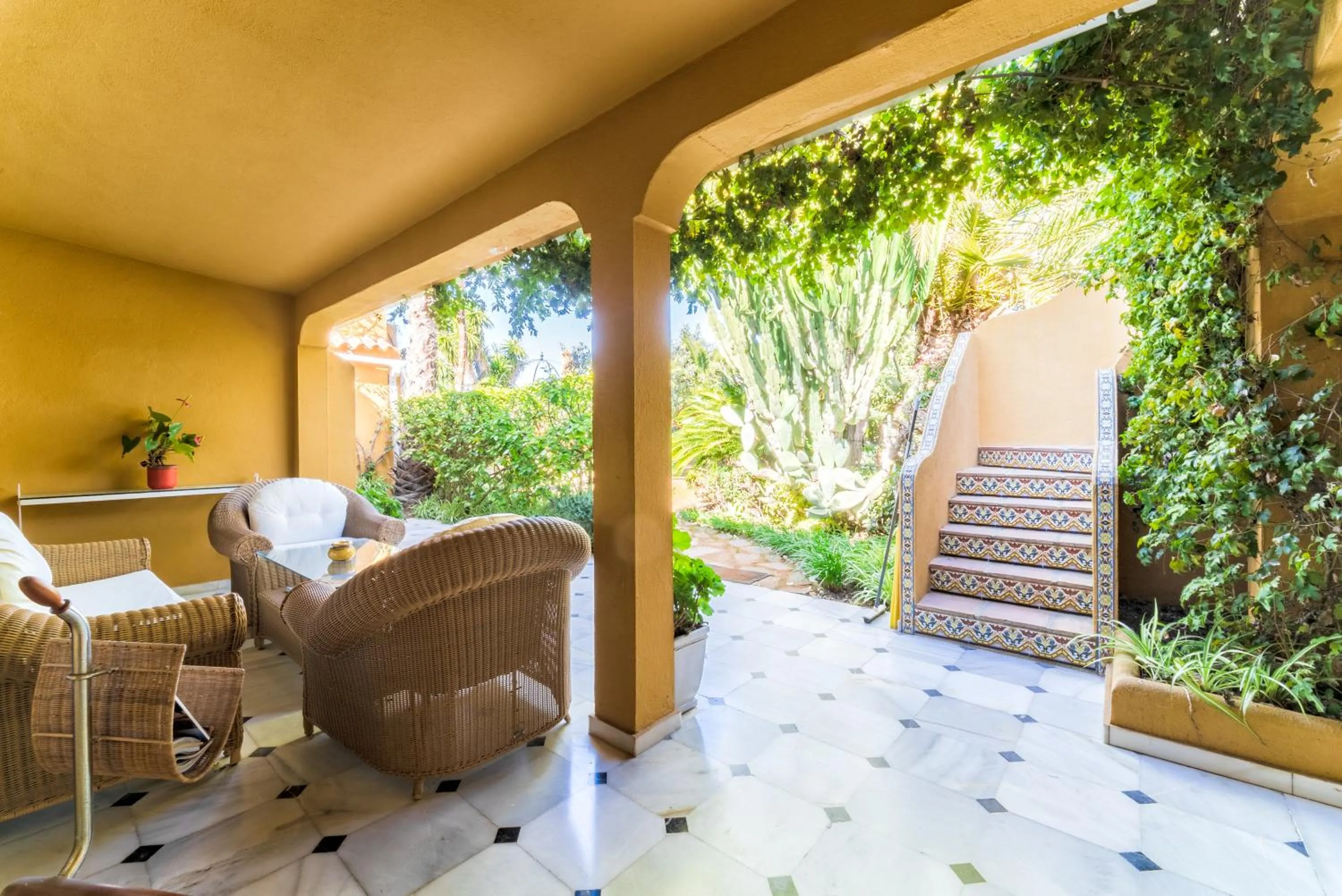 Garden in Family hotel Al- Ana Marbella