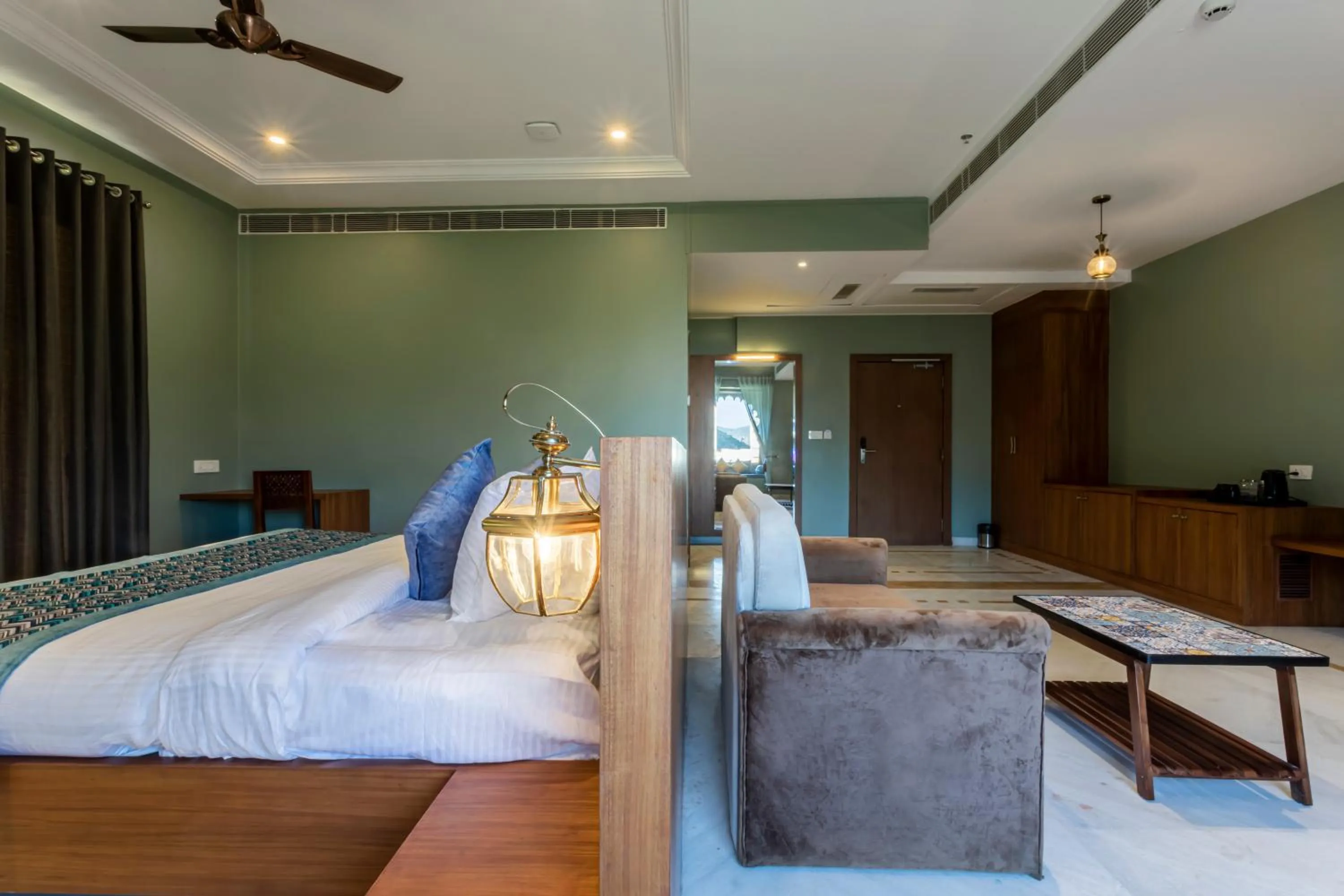 Seating area, Bed in Rawla Sagrun kumbhalgarh