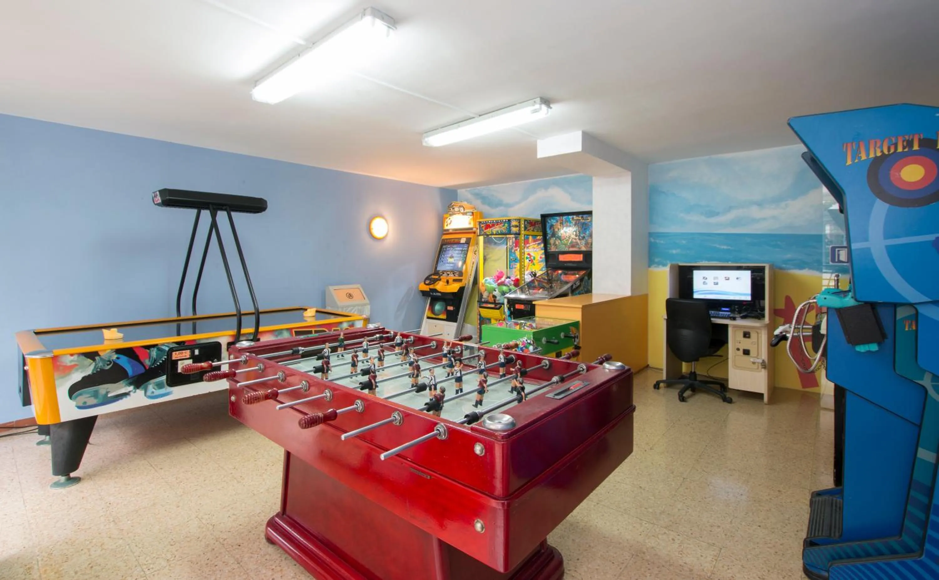 Game Room in Medplaya Aparthotel Esmeraldas