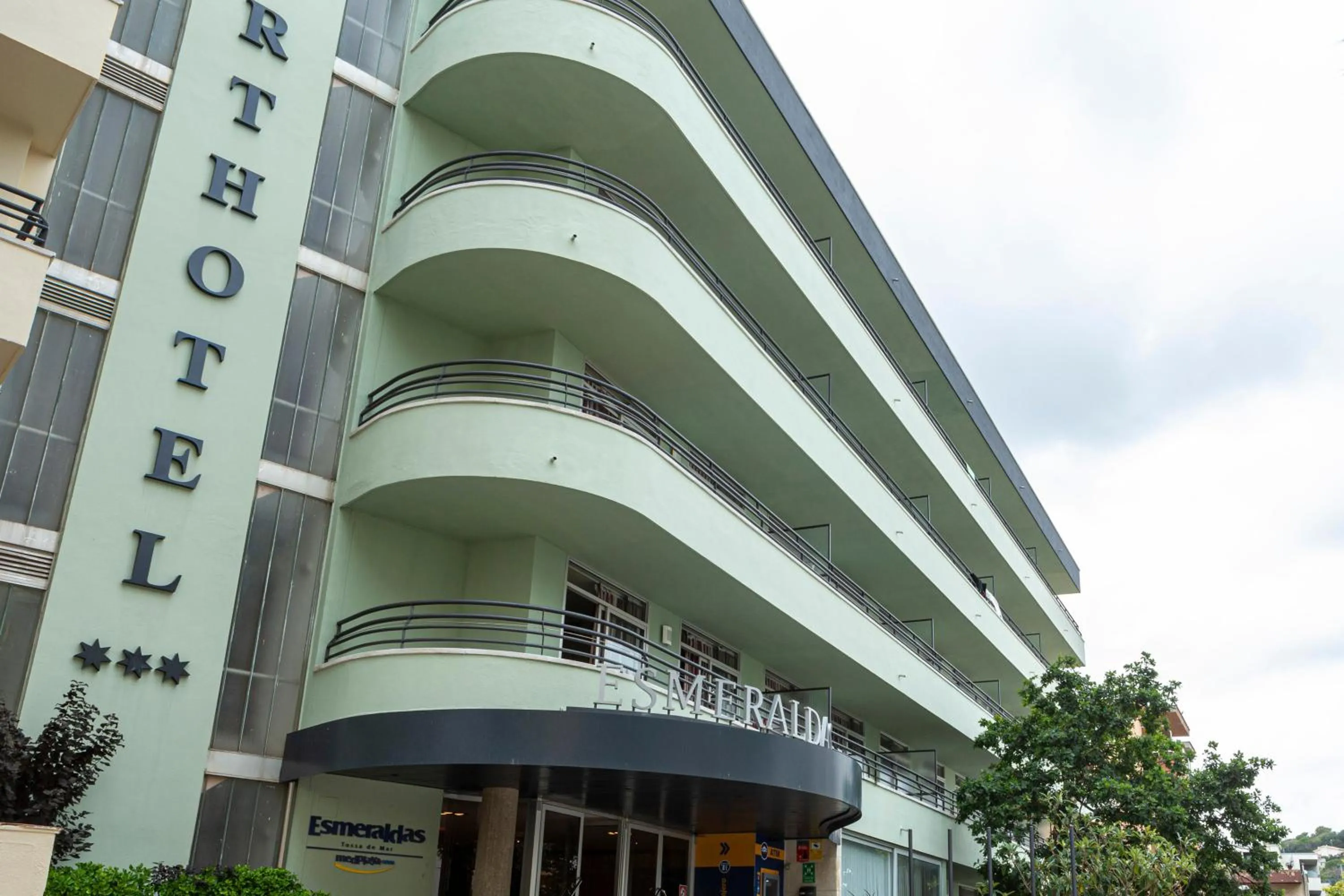 Property building in Medplaya Aparthotel Esmeraldas