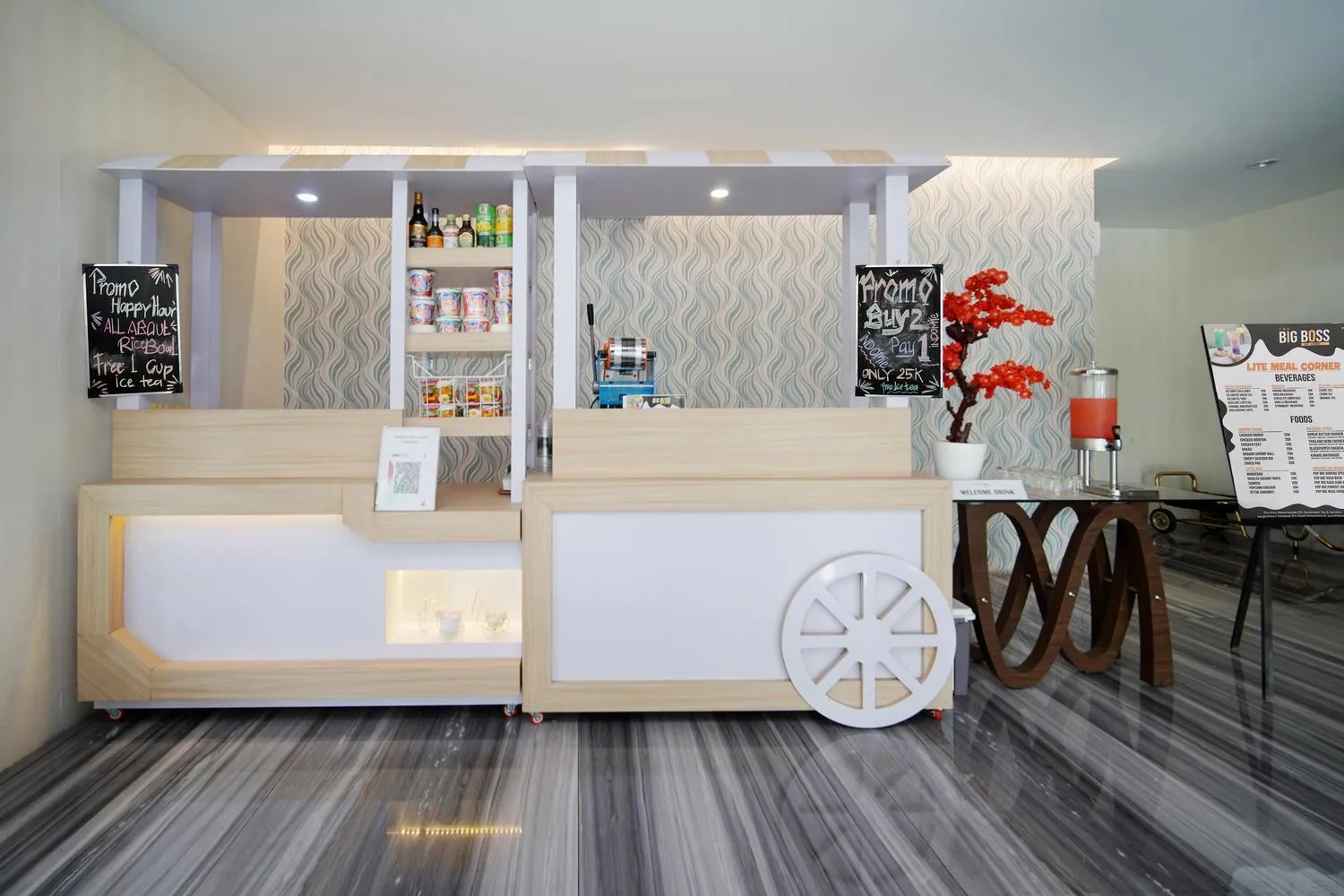 Lobby or reception in Front One Hotel Sragen