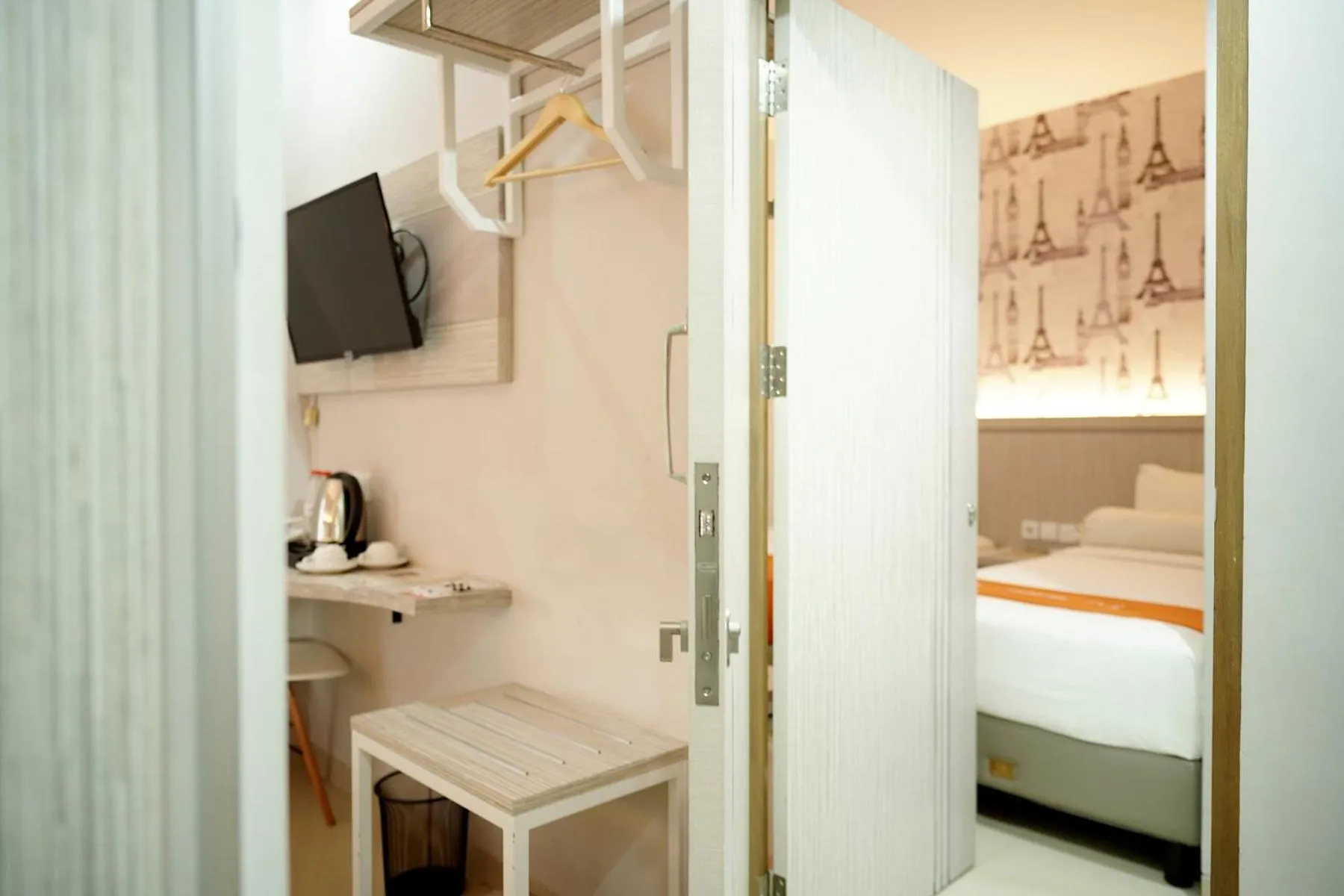 Bedroom, Bed in Front One Hotel Sragen