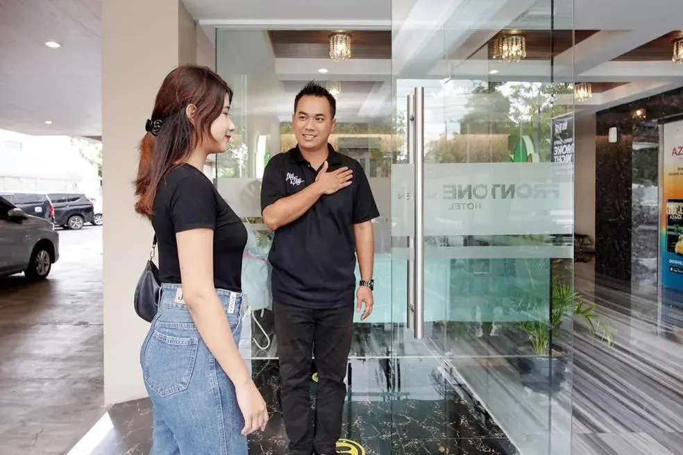 Lobby or reception in Front One Hotel Sragen Lobby or reception in Front One Hotel Sragen