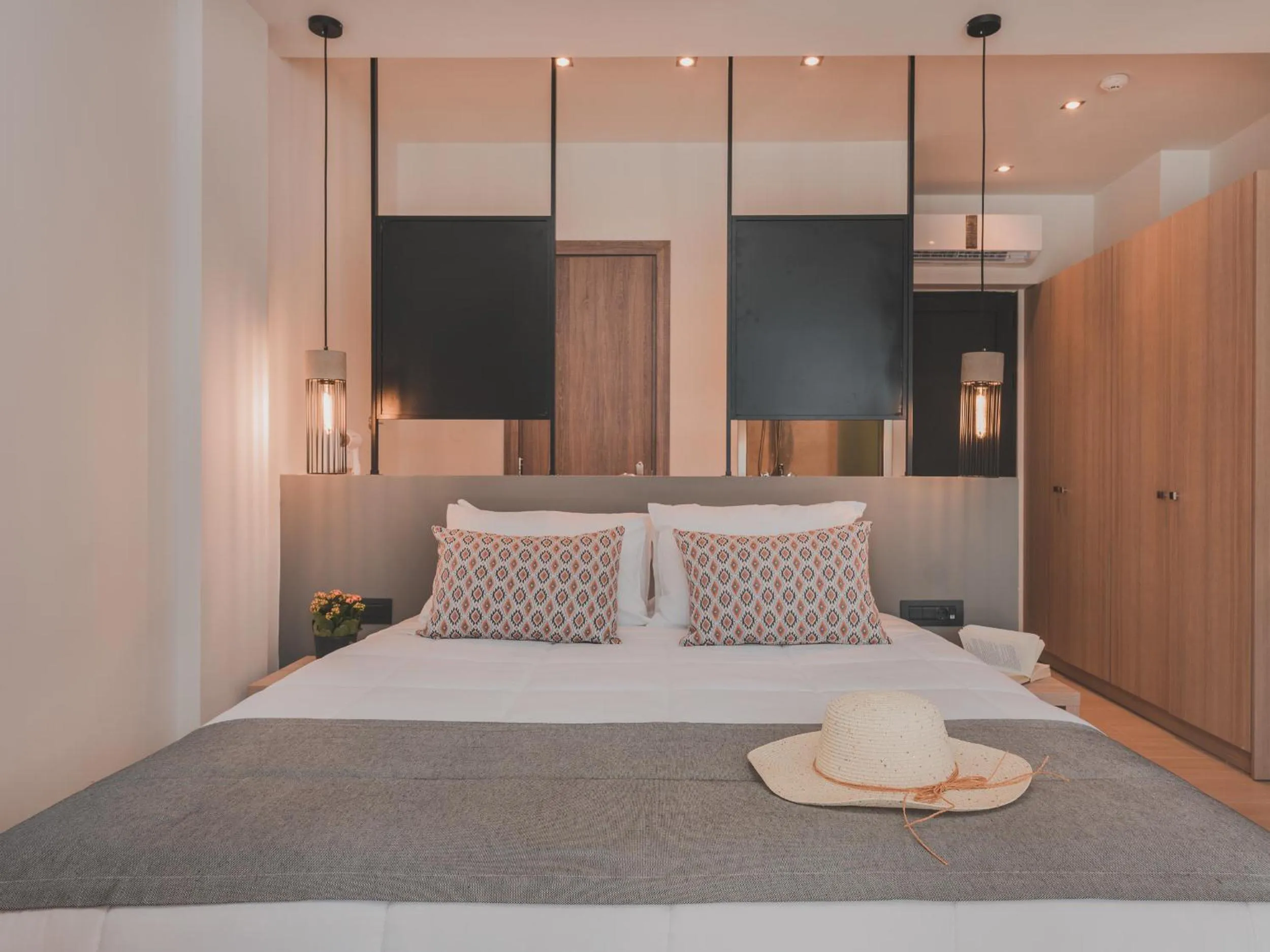 Bedroom in Cavo di Suites