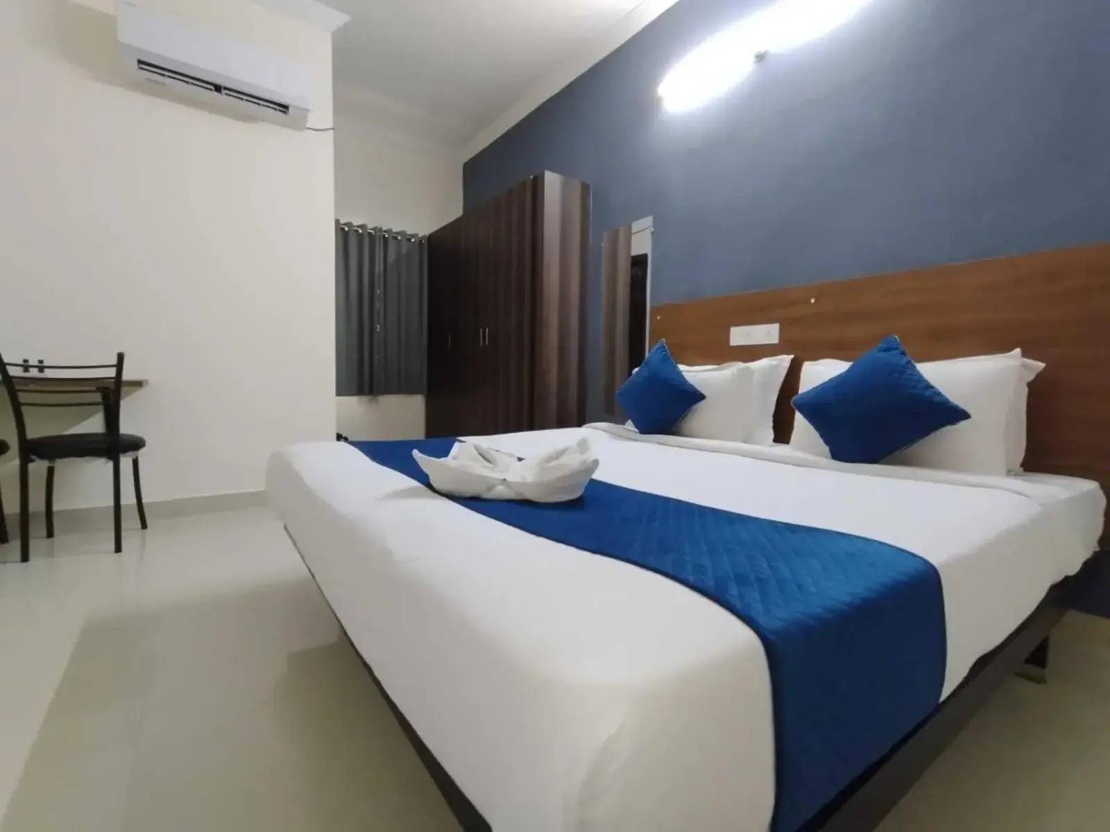 Bedroom, Bed in Super Collection O Rio Kondapur Near Rahavendra Colony Bedroom, Bed in Super Collection O Rio Kondapur Near Rahavendra Colony