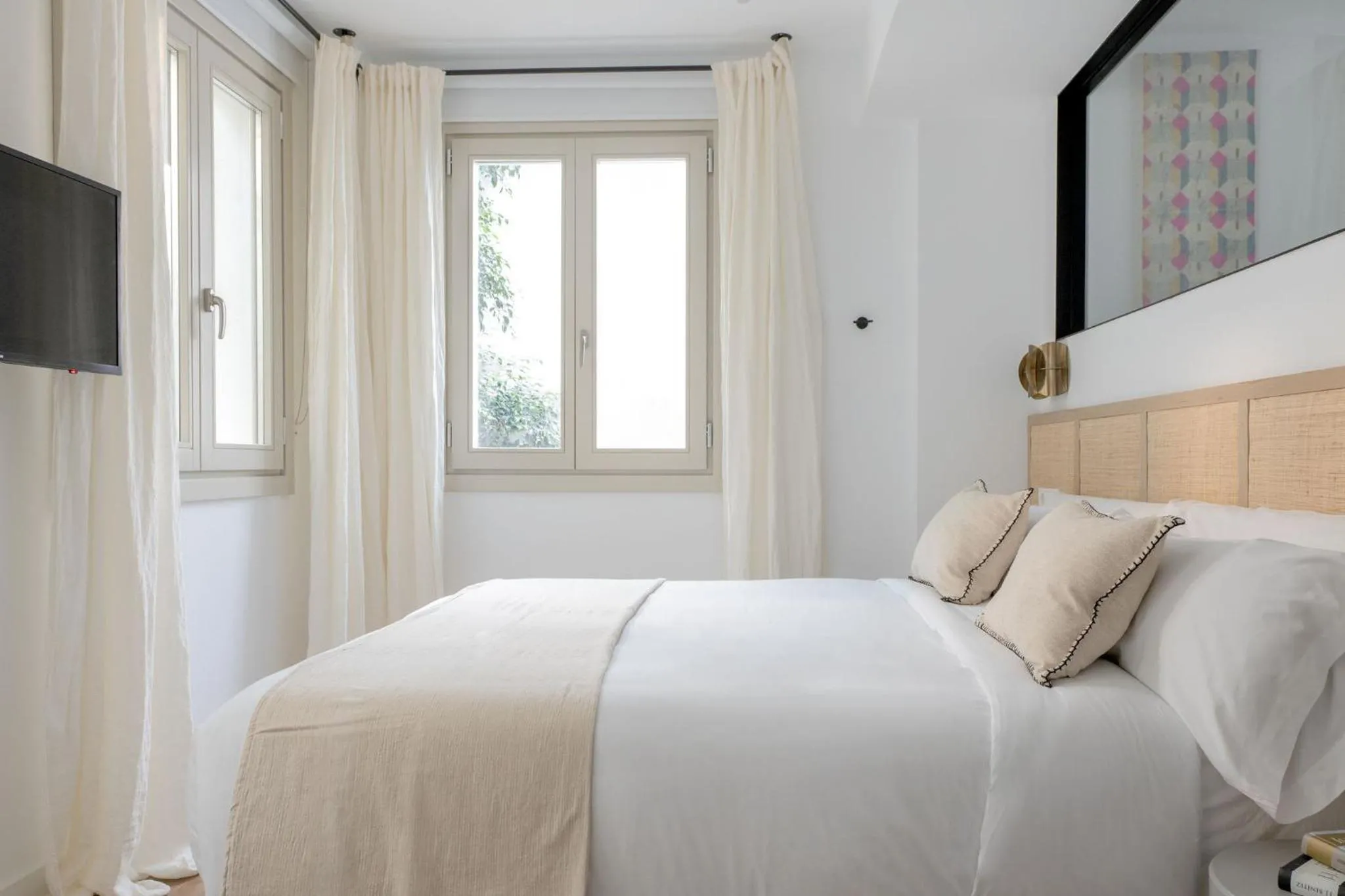 Bed in Tetuán 15 Boutique Apartments by Hommyhome