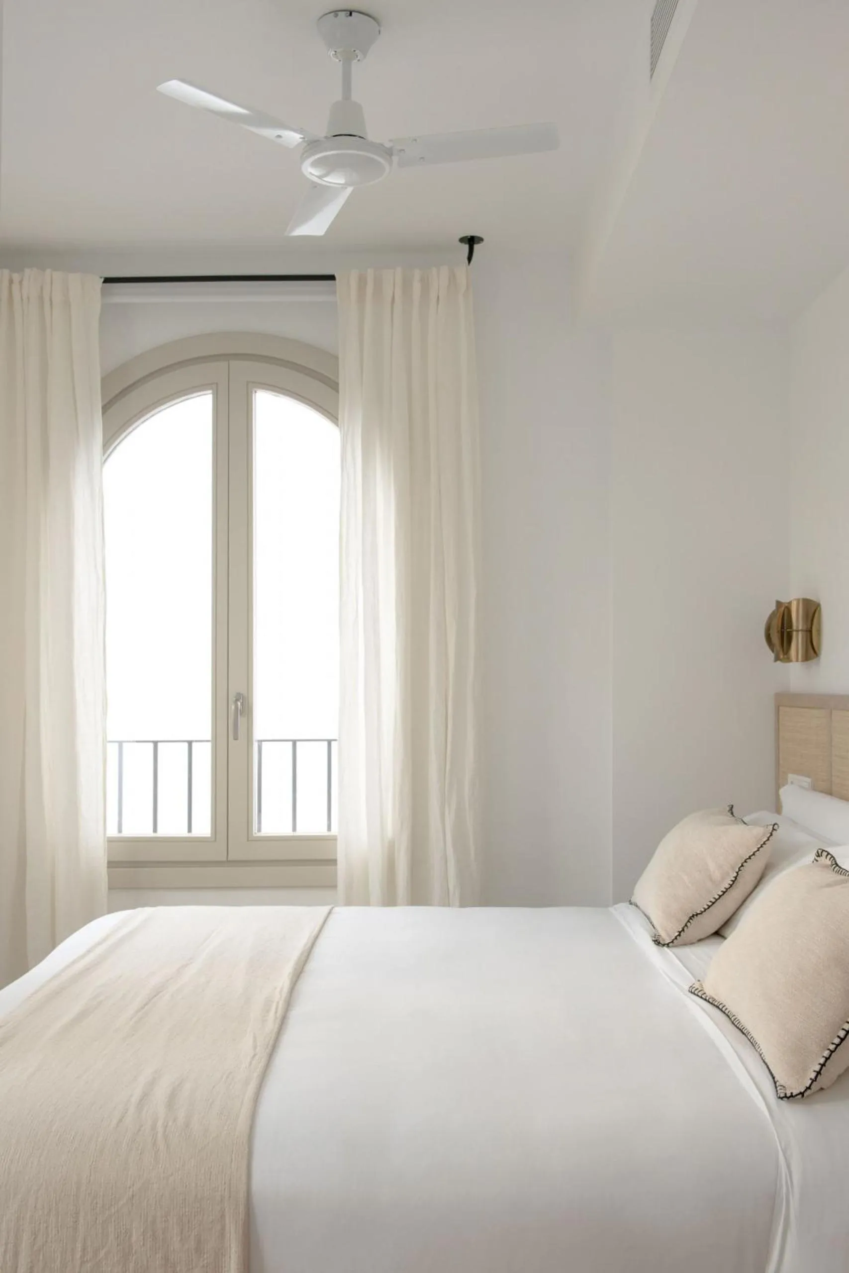 Bed in Tetuán 15 Boutique Apartments by Hommyhome