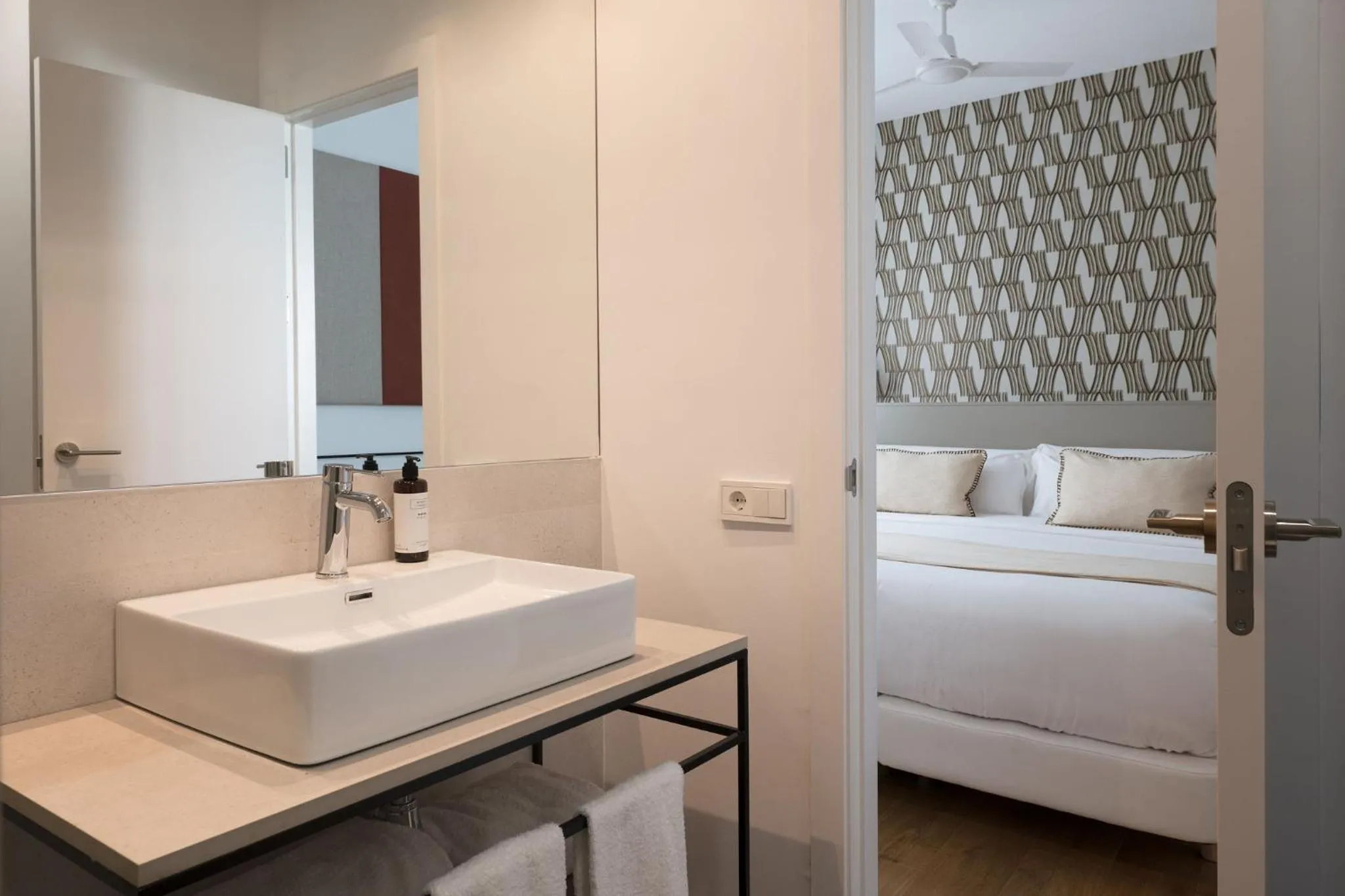 Bathroom, Bed in Tetuán 15 Boutique Apartments by Hommyhome