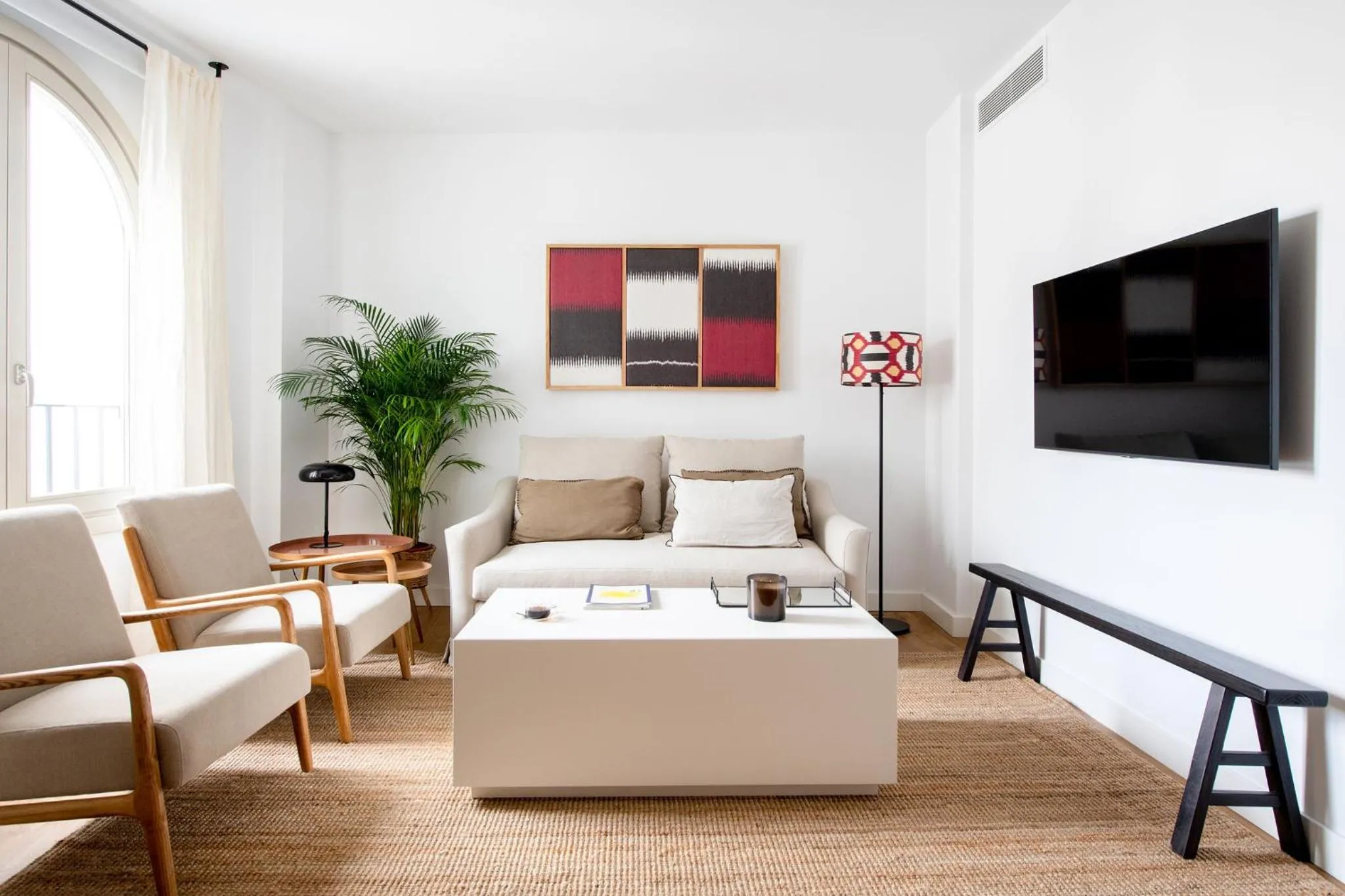 Communal lounge/ TV room in Tetuán 15 Boutique Apartments by Hommyhome