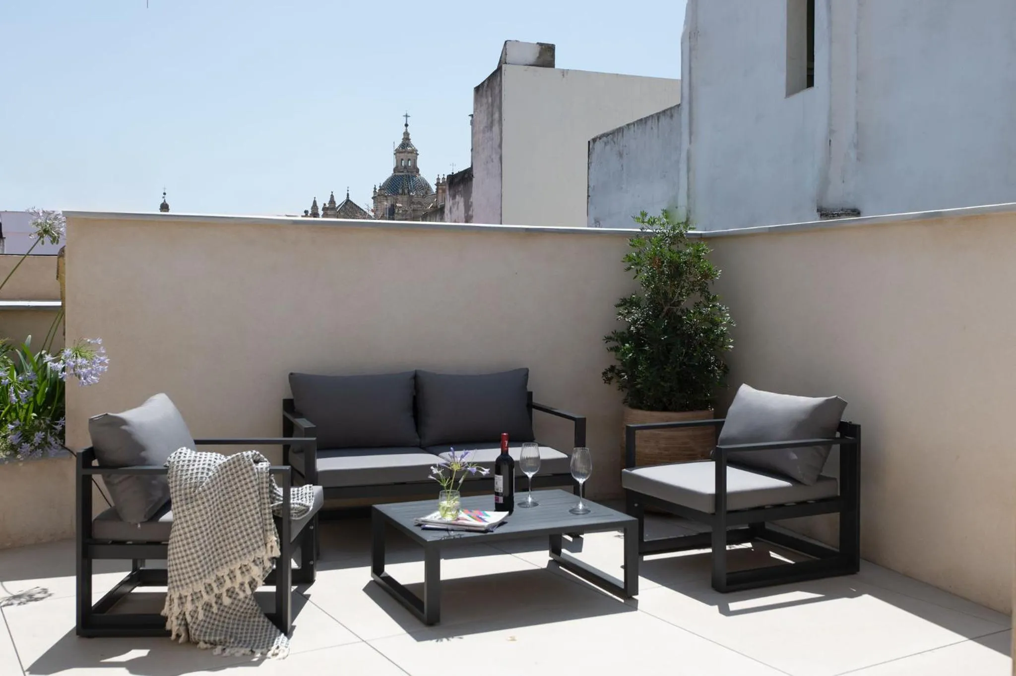 Balcony/Terrace in Tetuán 15 Boutique Apartments by Hommyhome